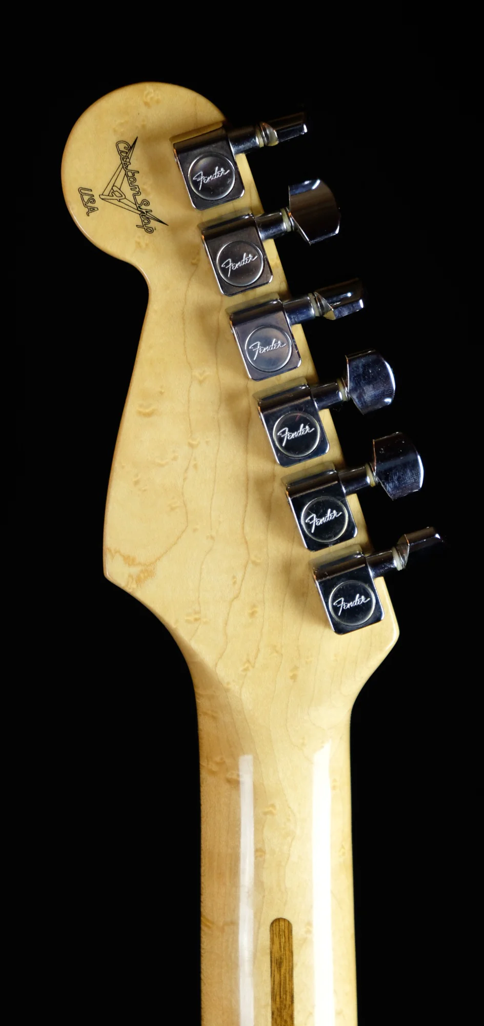 Pre Owned  Fender Custom Shop Limited Edition Aluminum Body Stratocaster W/ OHSC - Image 9