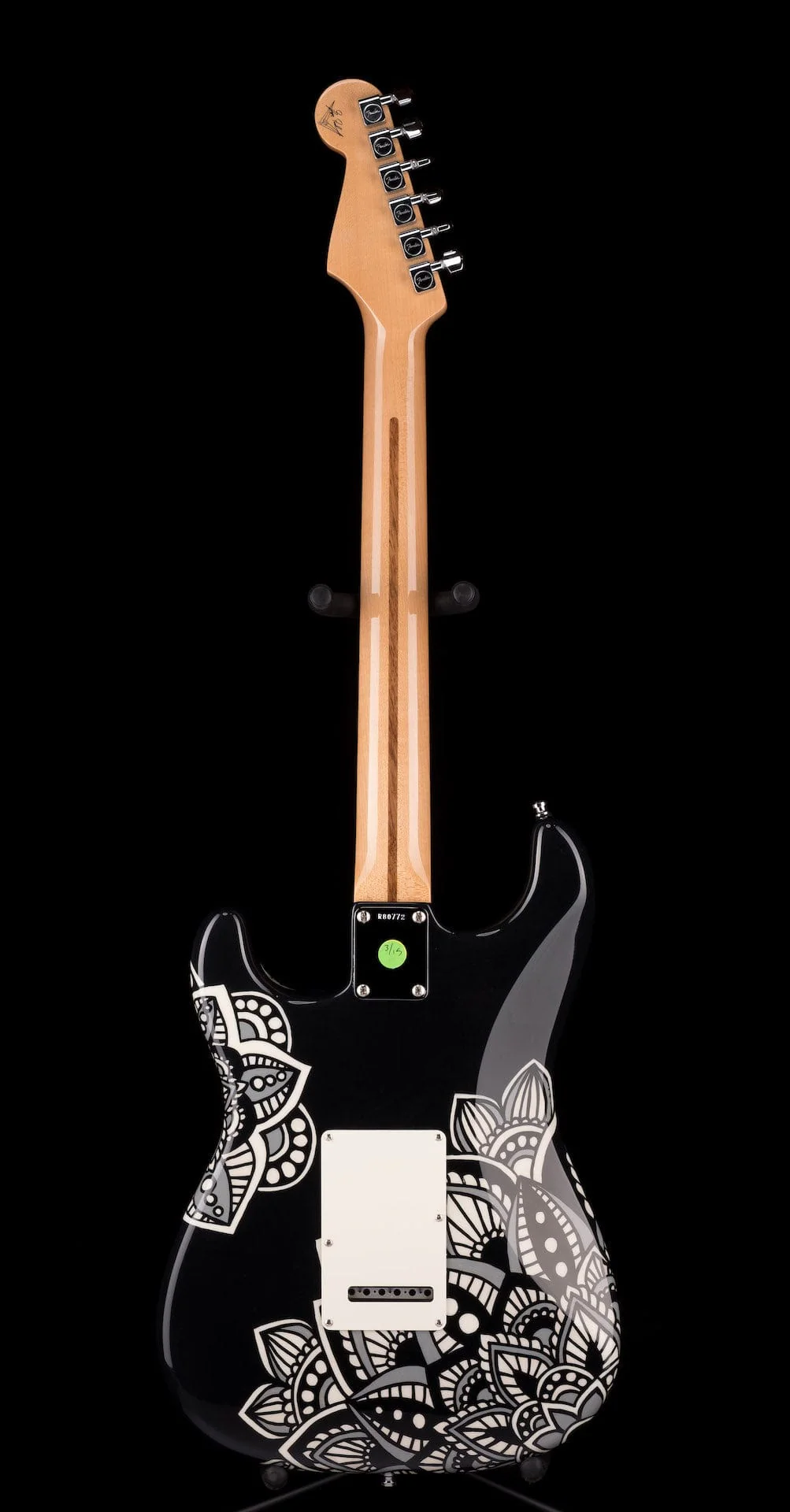 Pre-Owned Fender Artist Series Custom Shop Masterbuilt Greg Fessler Madison Roy Nightshade Strat Electric Guitar - Image 14