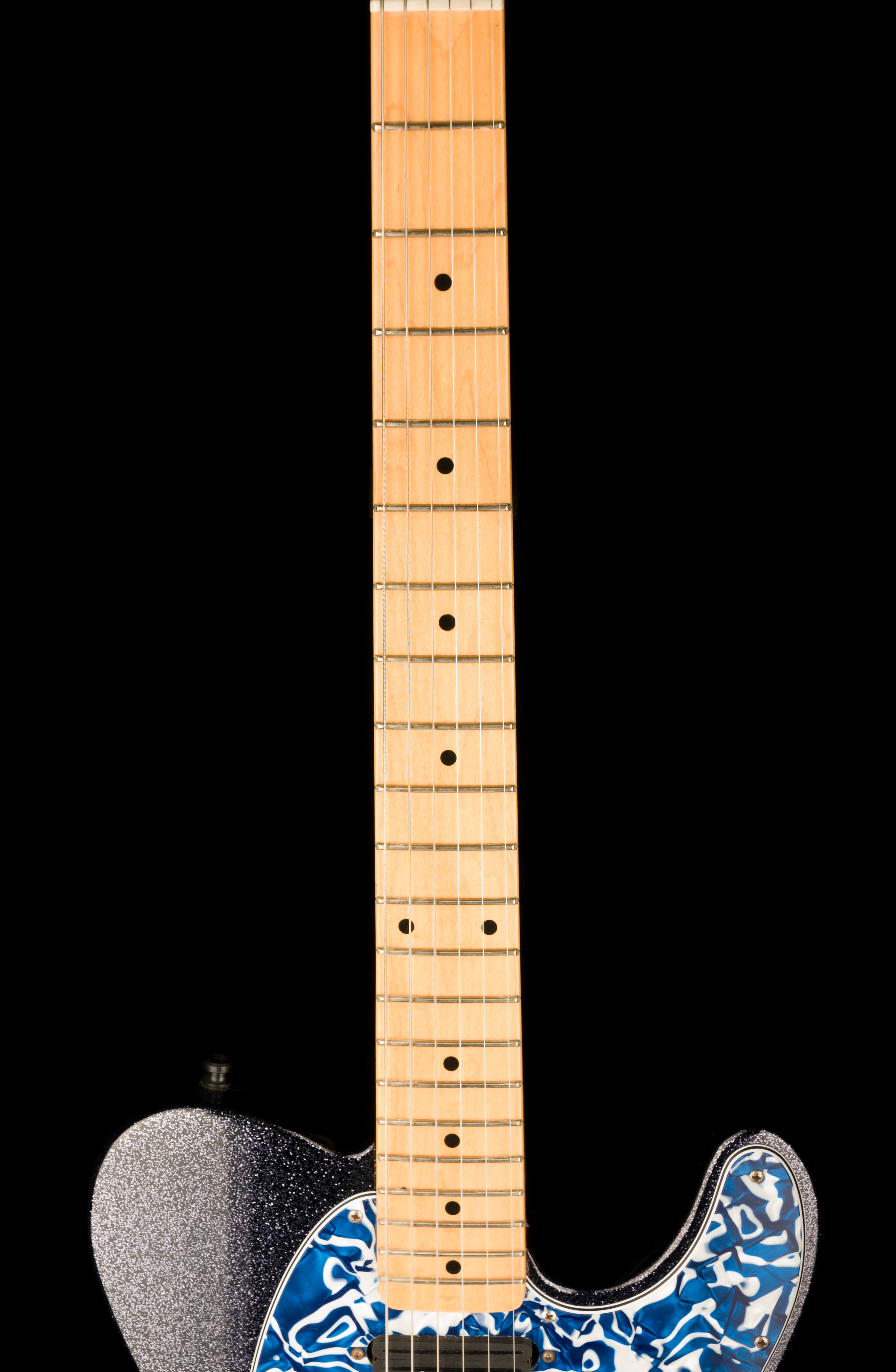 Pre Owned Fender Customized USA Telecaster with Bigsby Black Sparkle With Case - Image 11