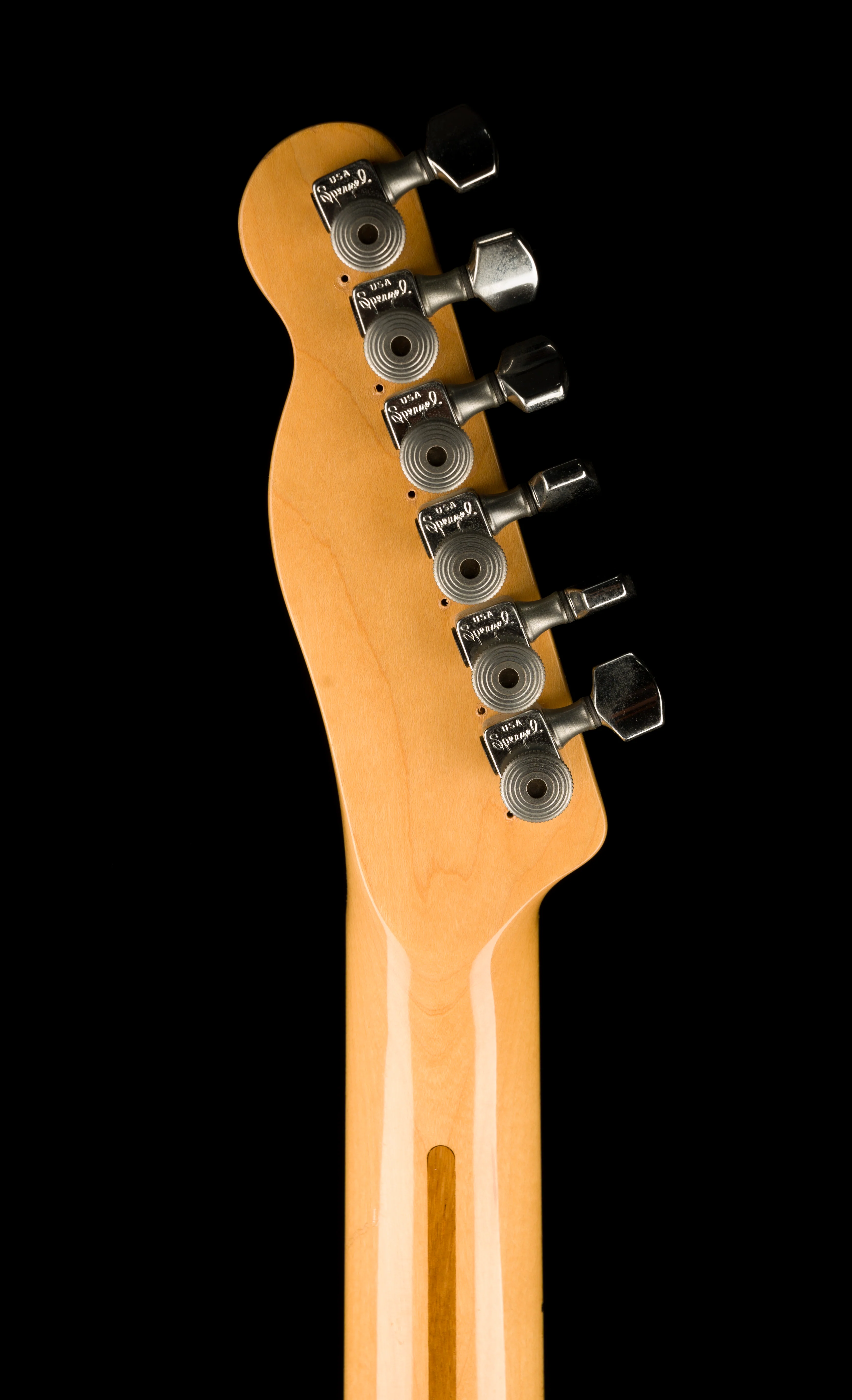 Pre Owned Fender Customized USA Telecaster with Bigsby Black Sparkle With Case - Image 17