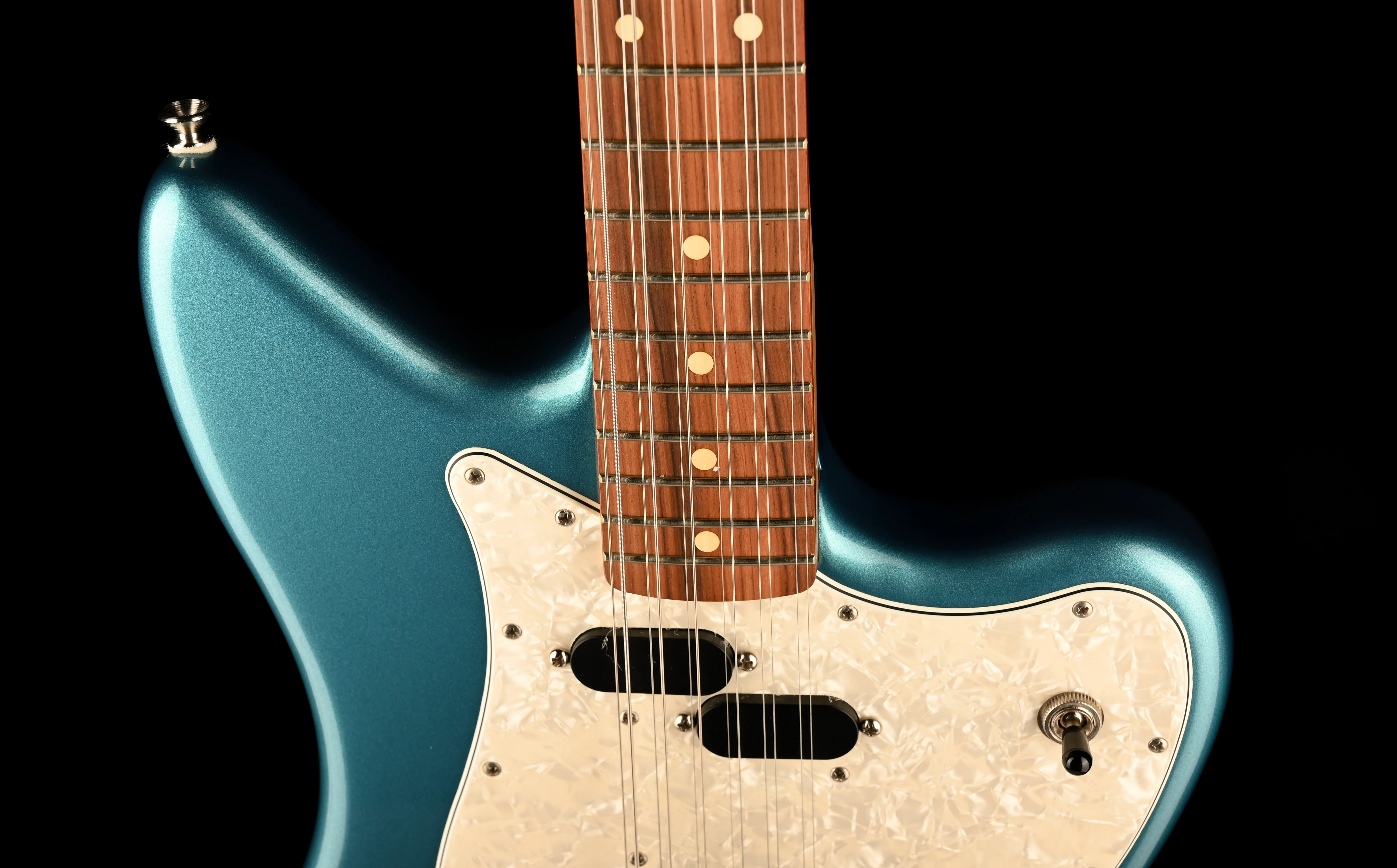 Pre Owned Fender Electric XII Lake Placid Blue With Gig Bag - Image 3
