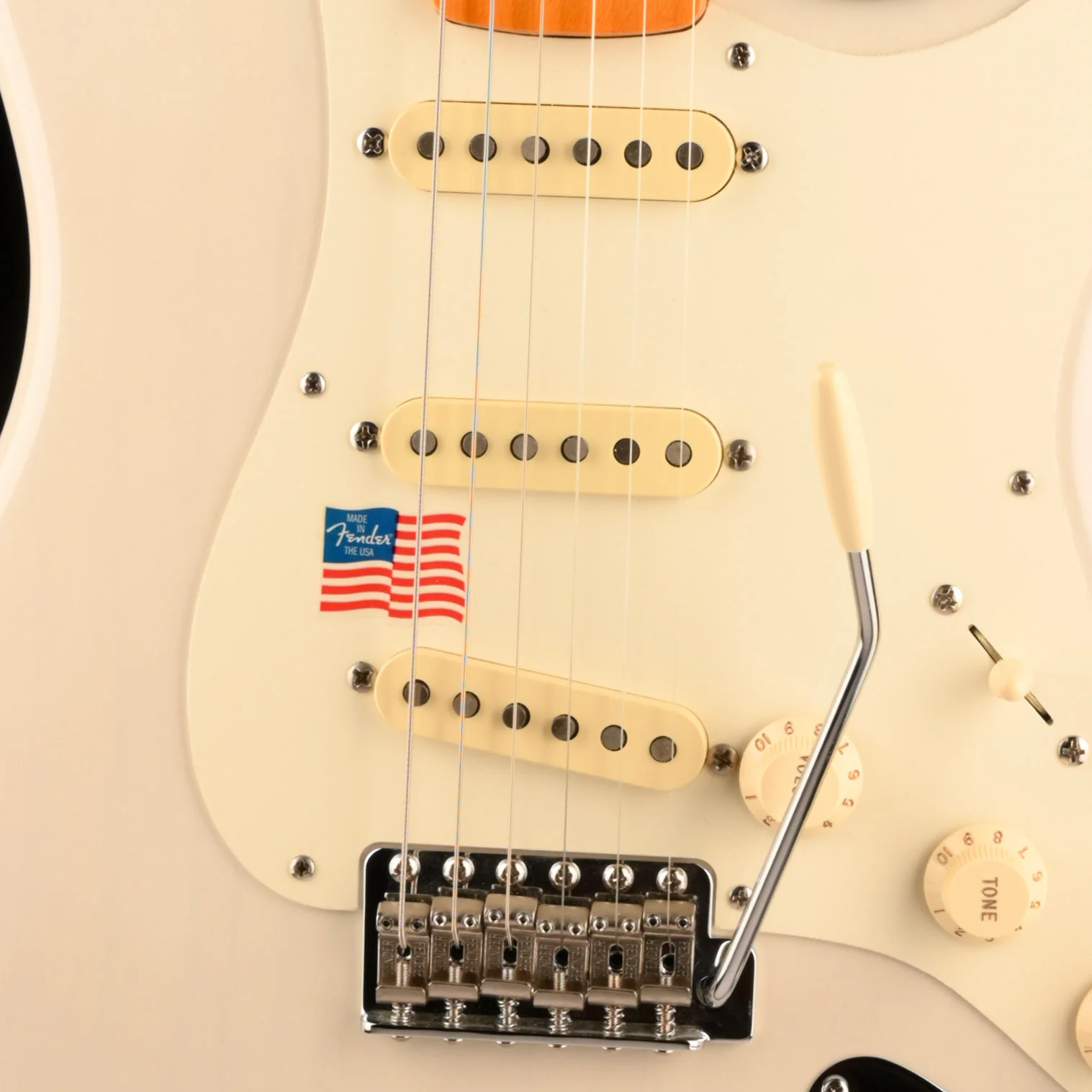 Pre Owned Fender Eric Johnson Stratocaster White Blonde Modified With Case - Image 5