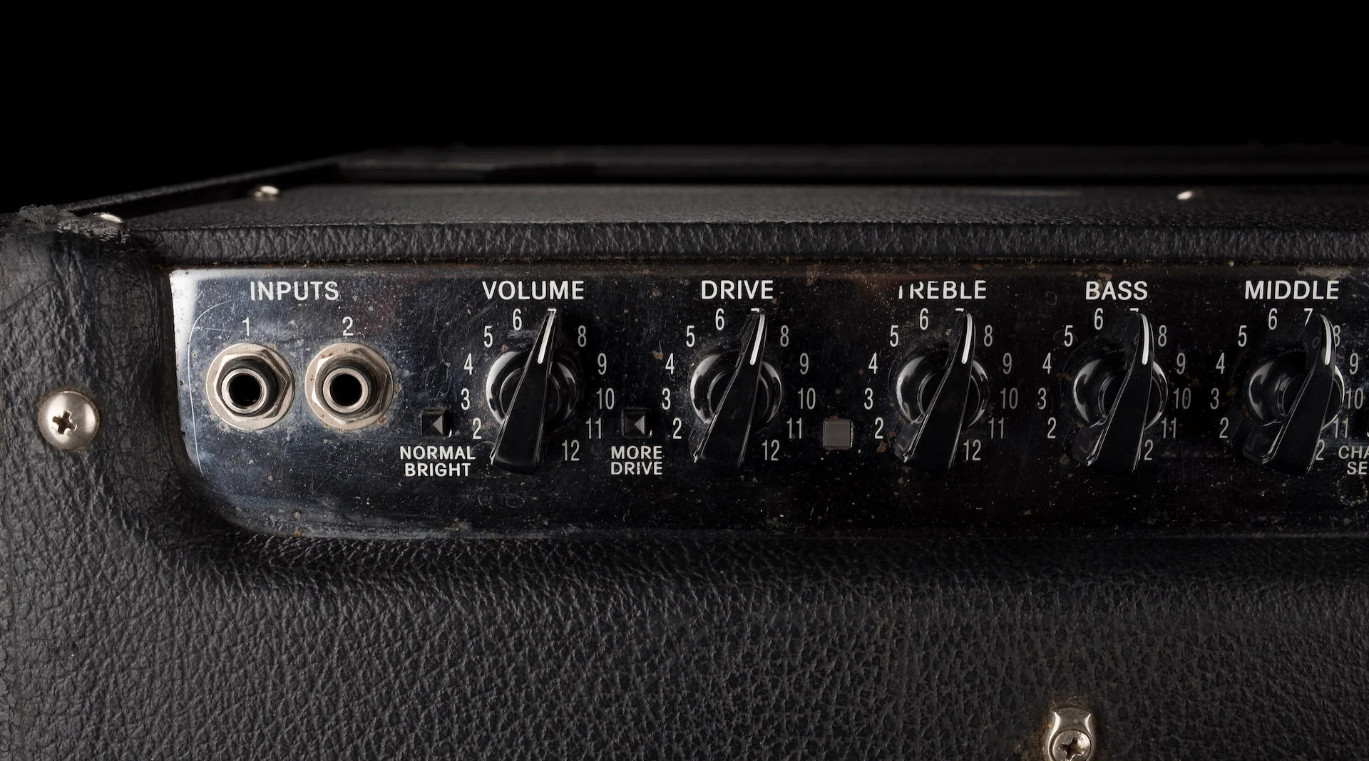 Pre Owned Fender Hot Rod DeVille USA-made Guitar Amp Combo - Image 6