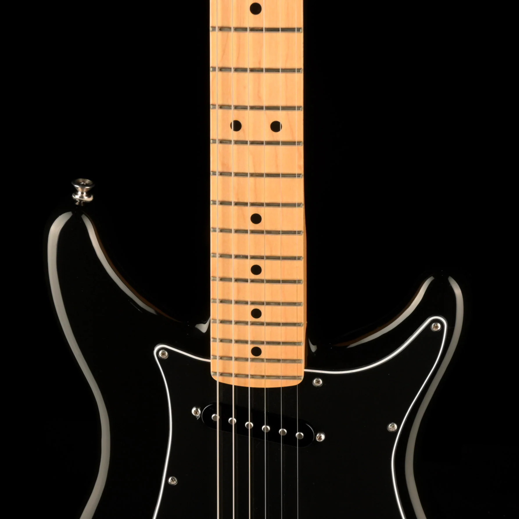 Pre Owned Fender Lead II Black Electric Guitar With Gig Bag - Image 3