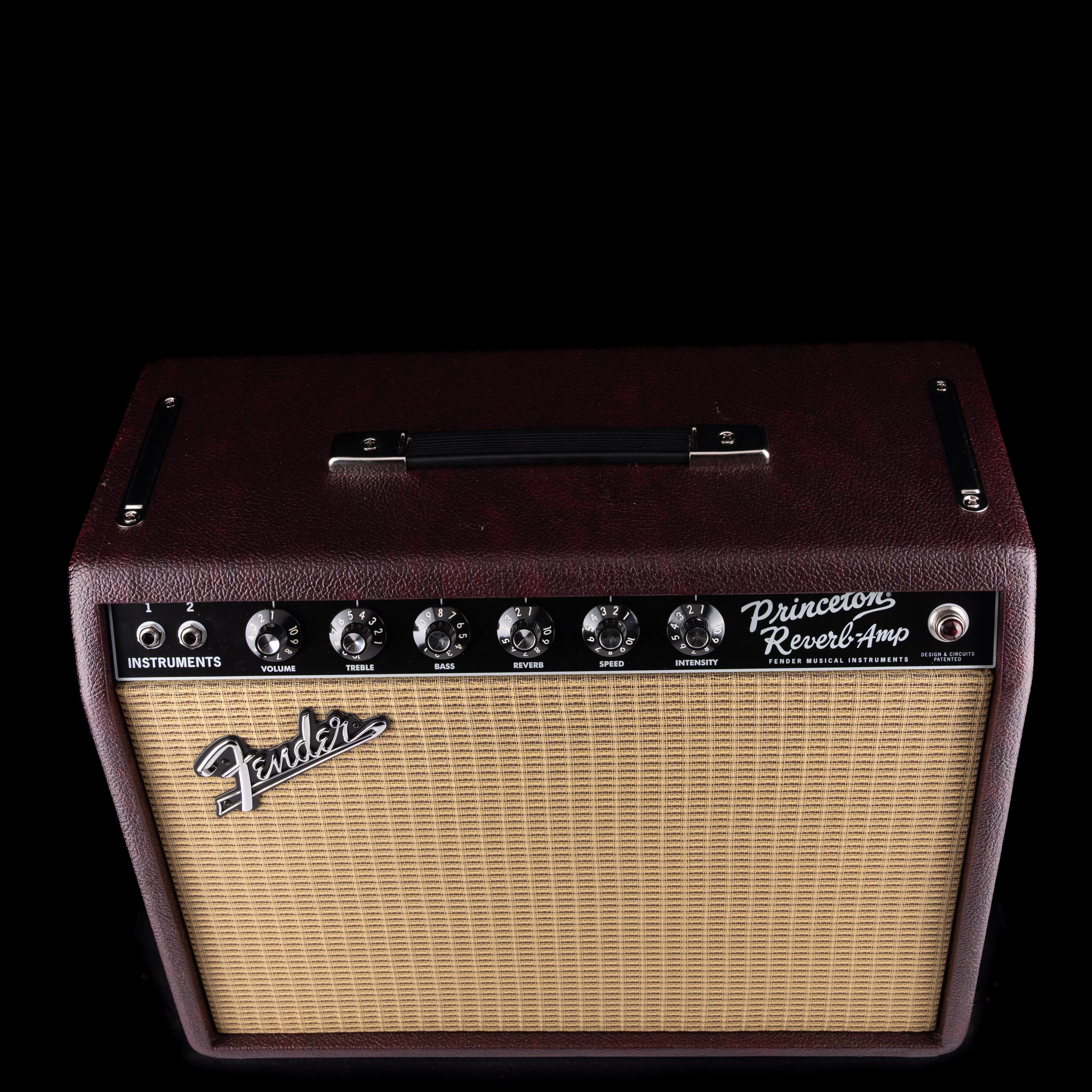 Pre Owned Fender Limited Edition ‘65 Princeton Reverb Bordeaux Reserve Guitar Amp Combo With Cover - Image 4