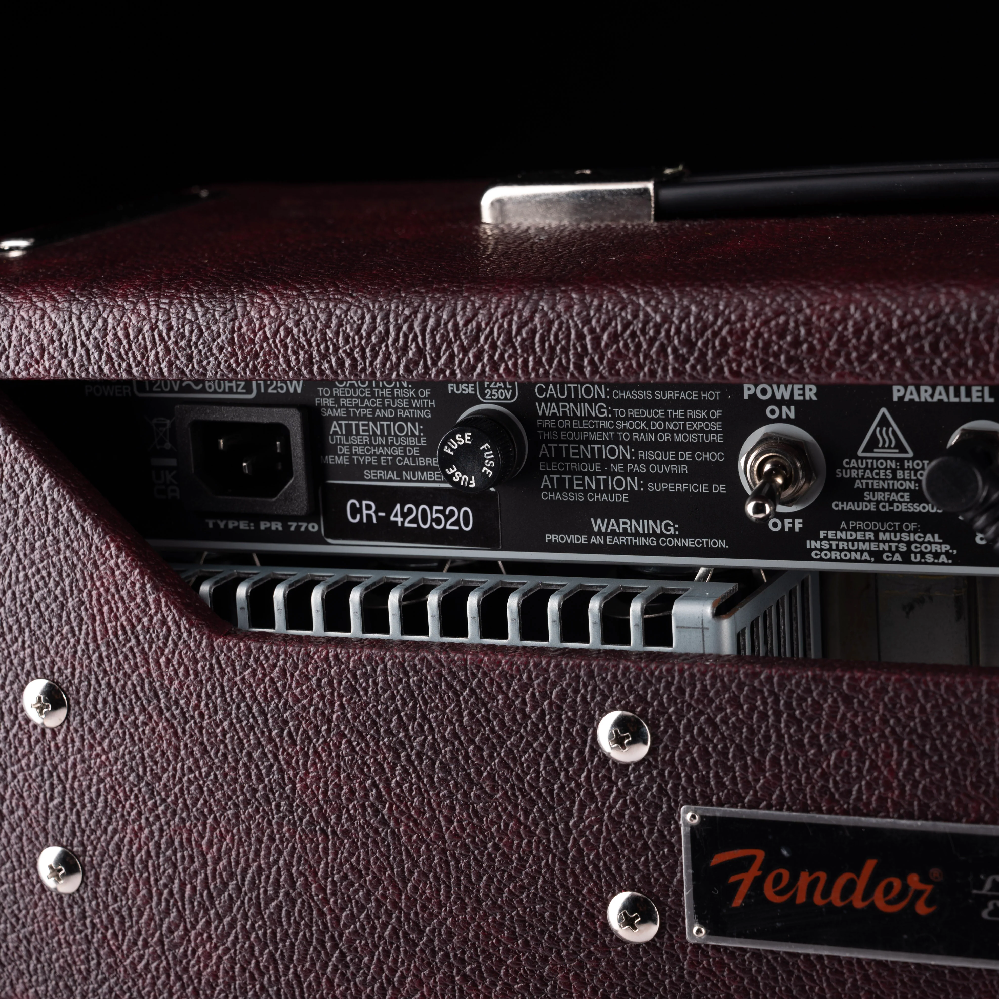 Pre Owned Fender Limited Edition ‘65 Princeton Reverb Bordeaux Reserve Guitar Amp Combo With Cover - Image 7