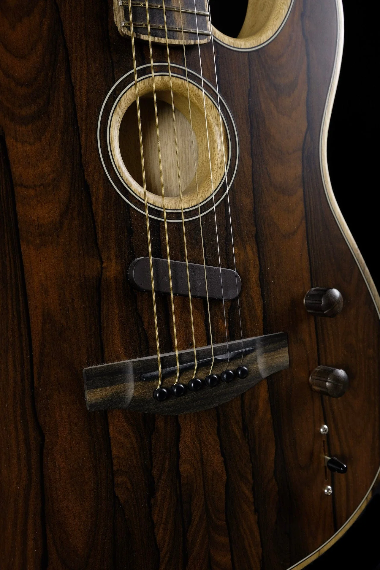 Pre-owned 2019 Fender Limited Edition American Acoustasonic Telecaster - Ziricote - Image 5