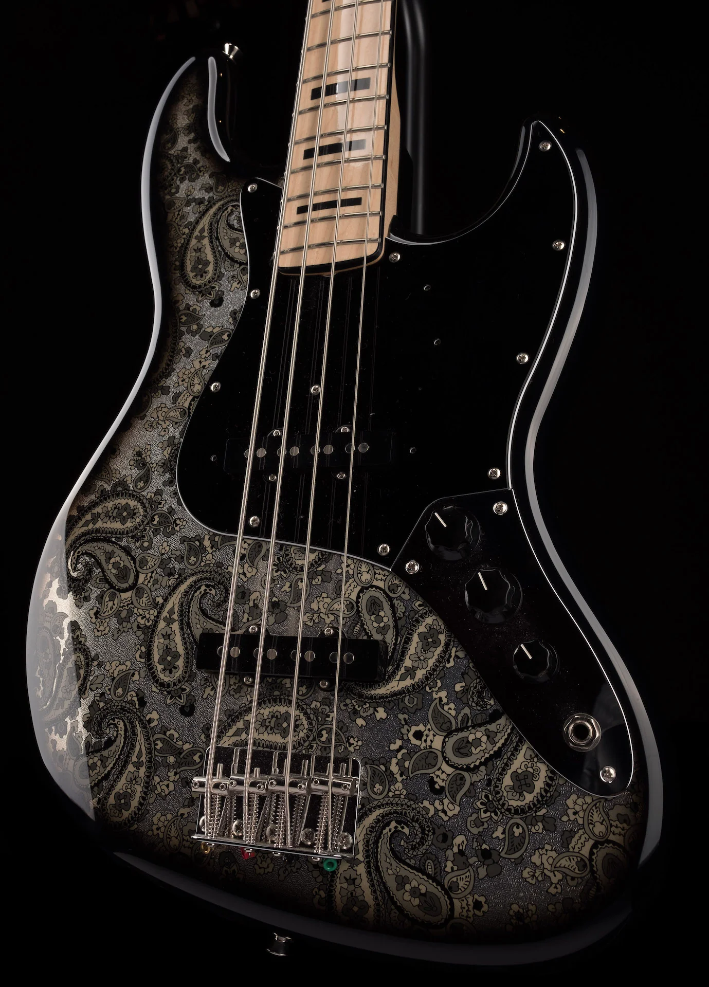 Pre Owned 2019 Fender Limited Edition Black Paisley Jazz Bass w/ Gig Bag Made in Japan - Image 8