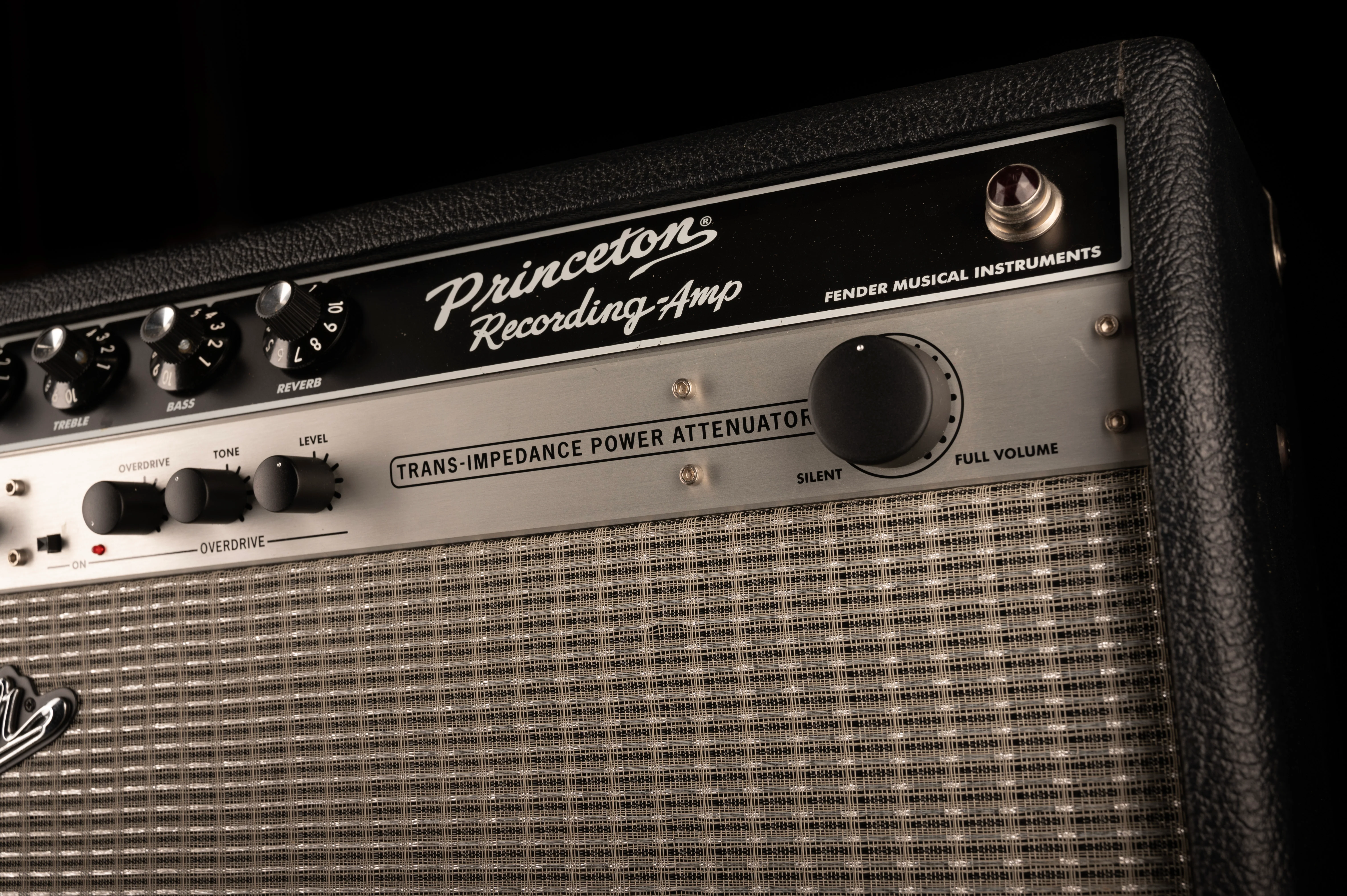 Pre Owned Fender Princeton Reverb Recording Guitar Amp Combo With Footswtich And Cover - Image 3