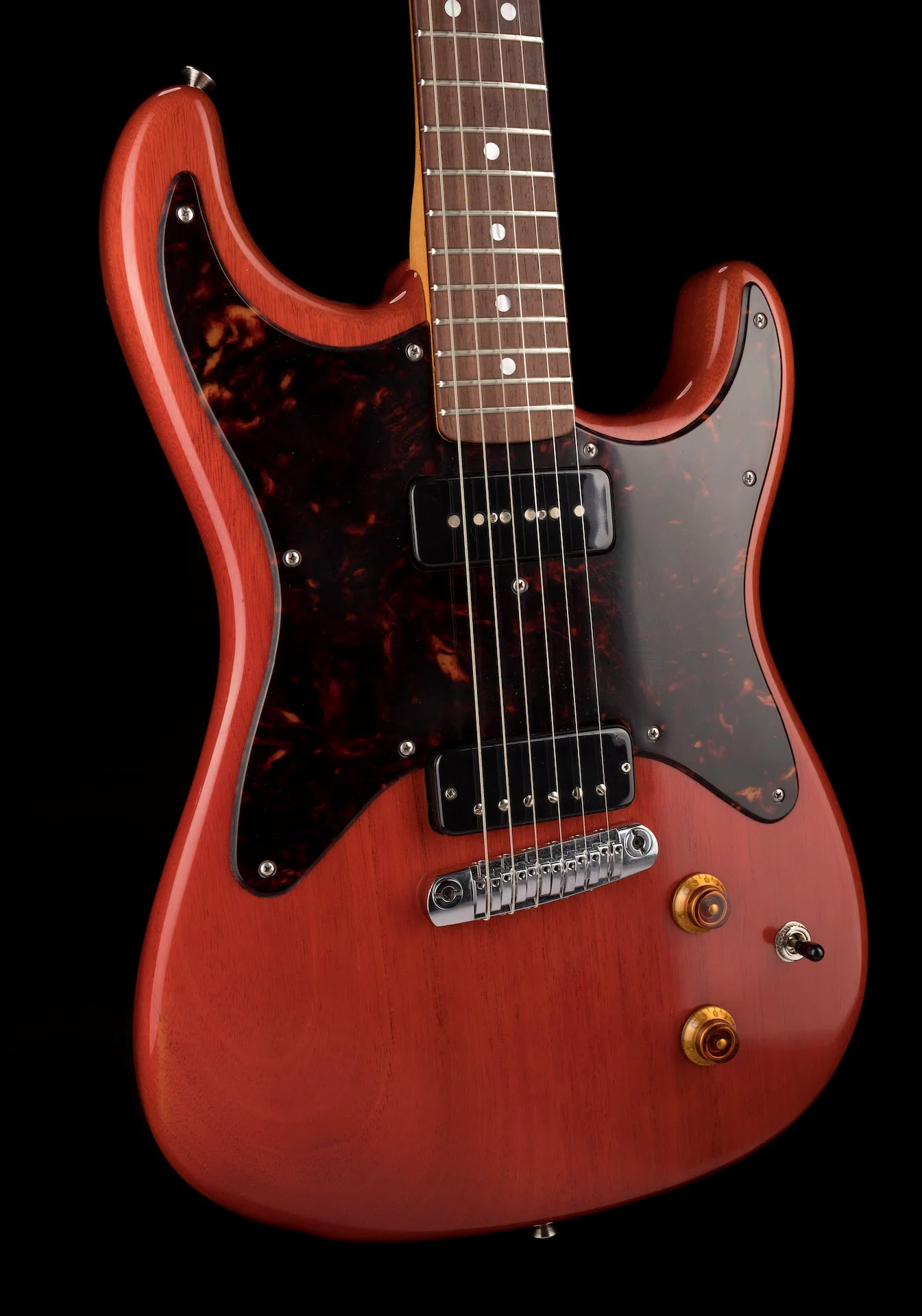 Pre Owned Fender Prototype Rattlecan Jr. Strat Jacquard Red With Case - Image 11