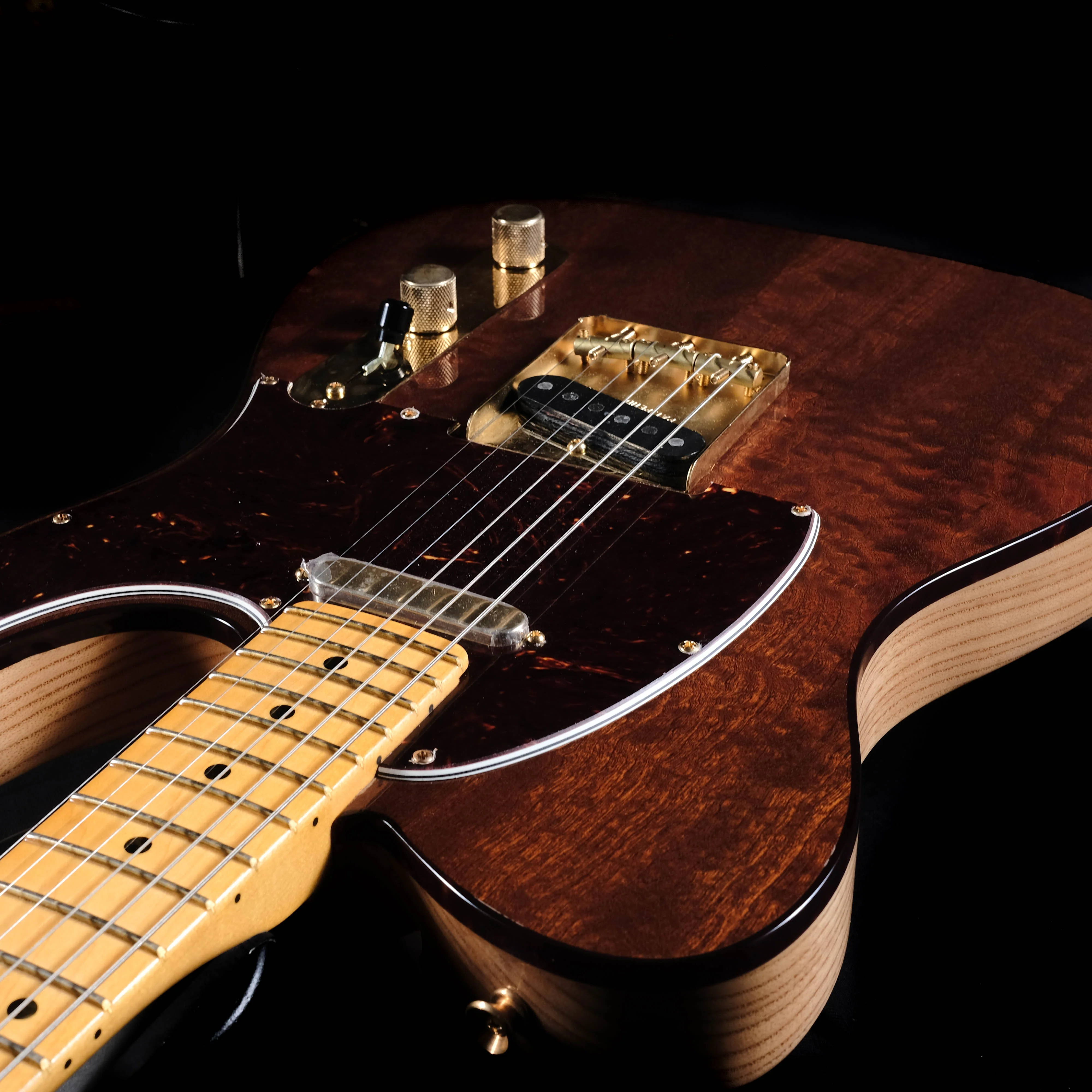 Pre Owned '19 Fender Rarities Red Mahogany Top Telecaster Maple Neck OHSC - Image 5