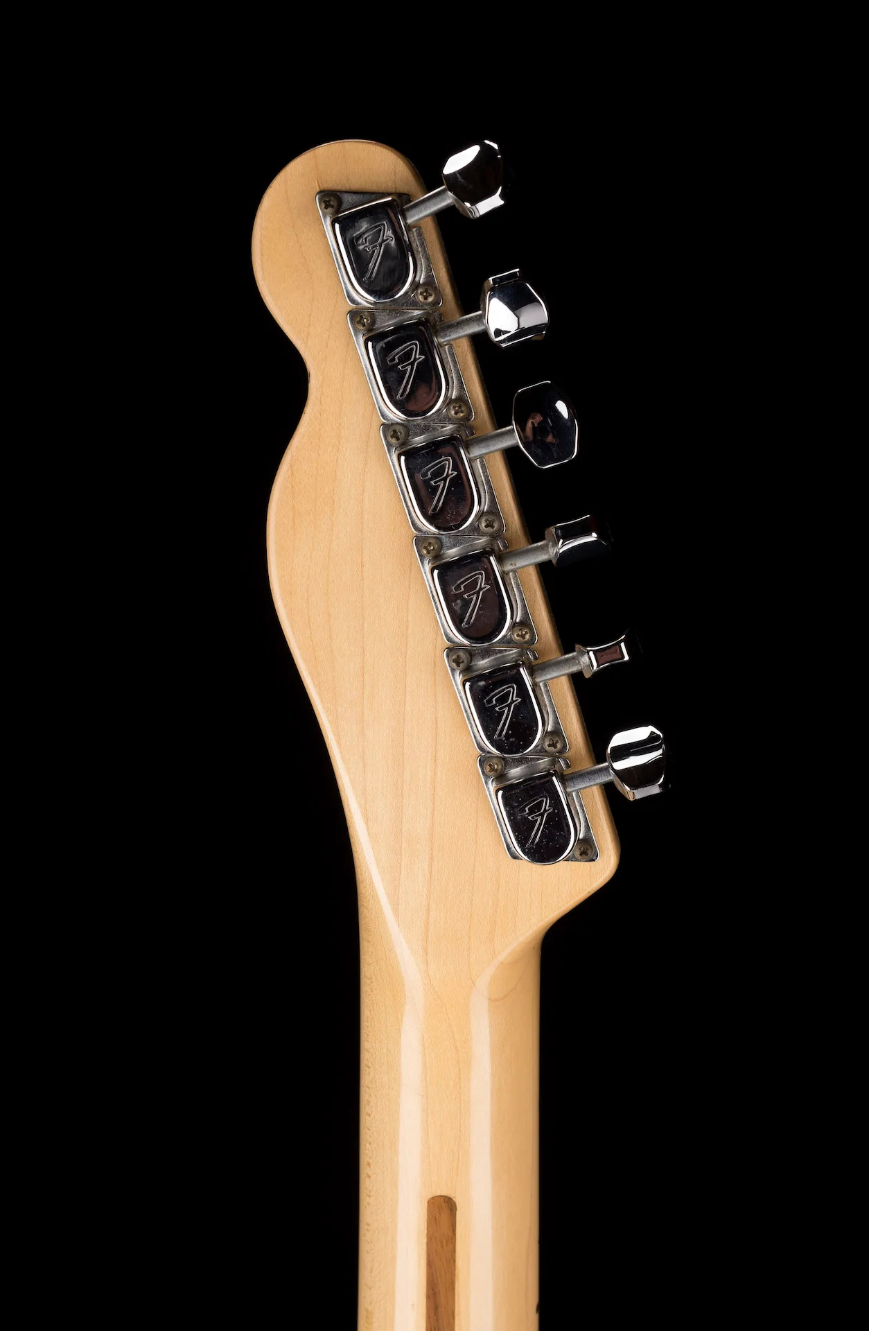 Pre Owned Fender International Series Telecaster Sahara Taupe with Case - Image 17