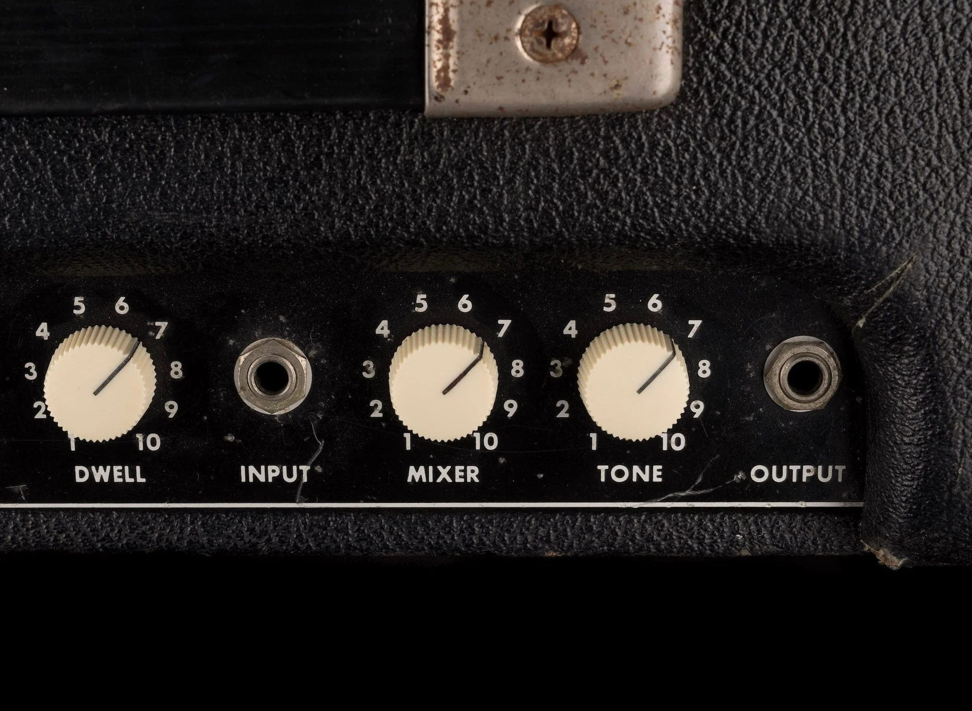 Vintage 1963 Fender Reverb Tank - Black Tolex - Image 10