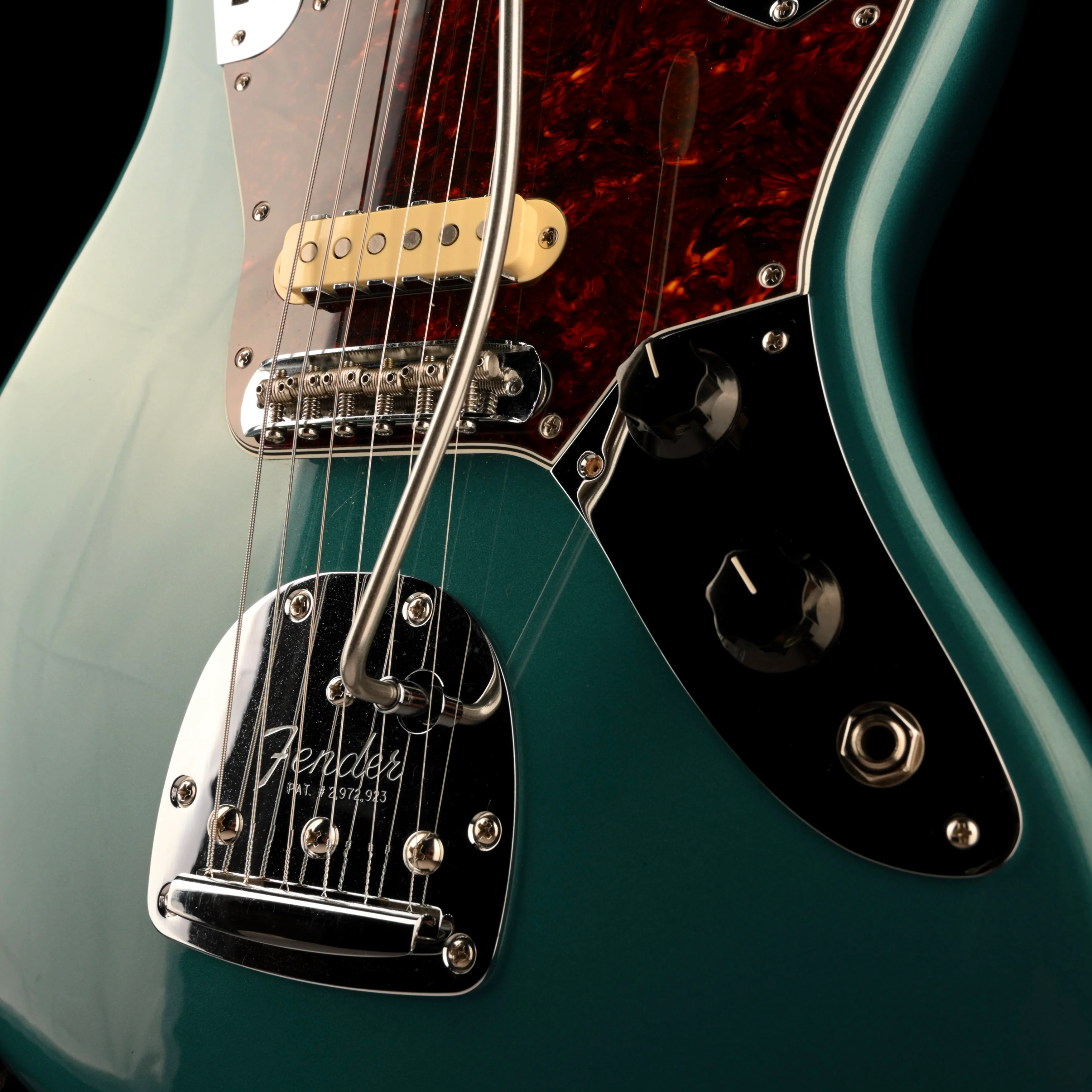 Pre Owned Fender Vintera 60's Jaguar Ocean Turquoise With Gig Bag - Image 5