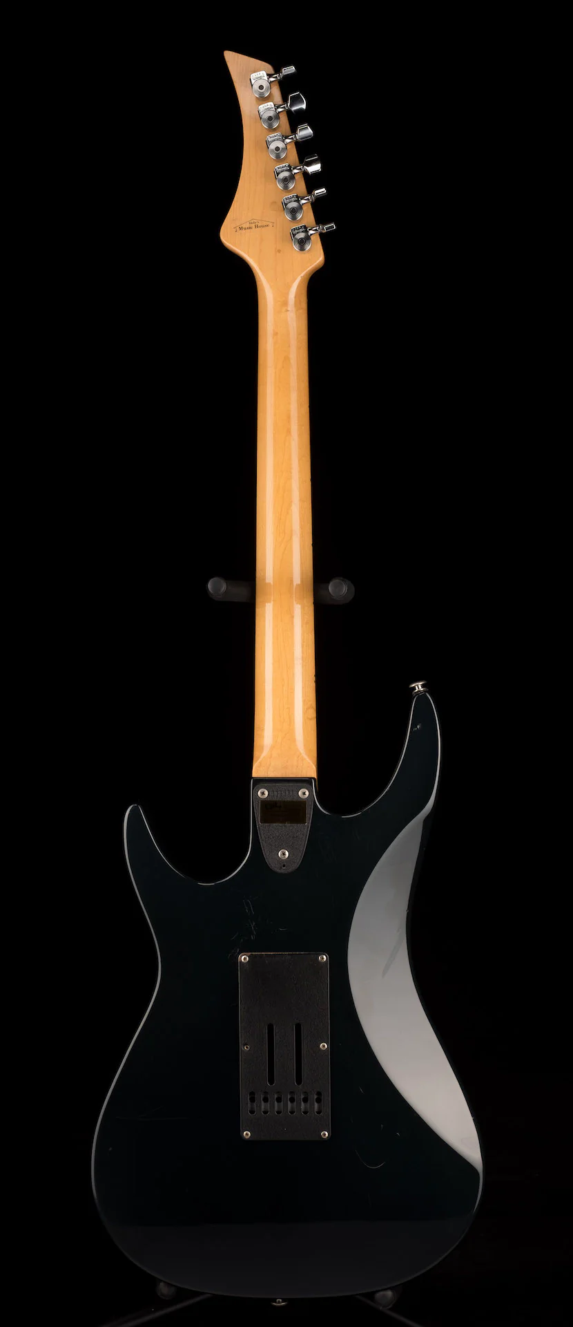 Pre Owned G&L 1990/1991 Comanche VI Black Electric Guitar With OHSC - Image 15