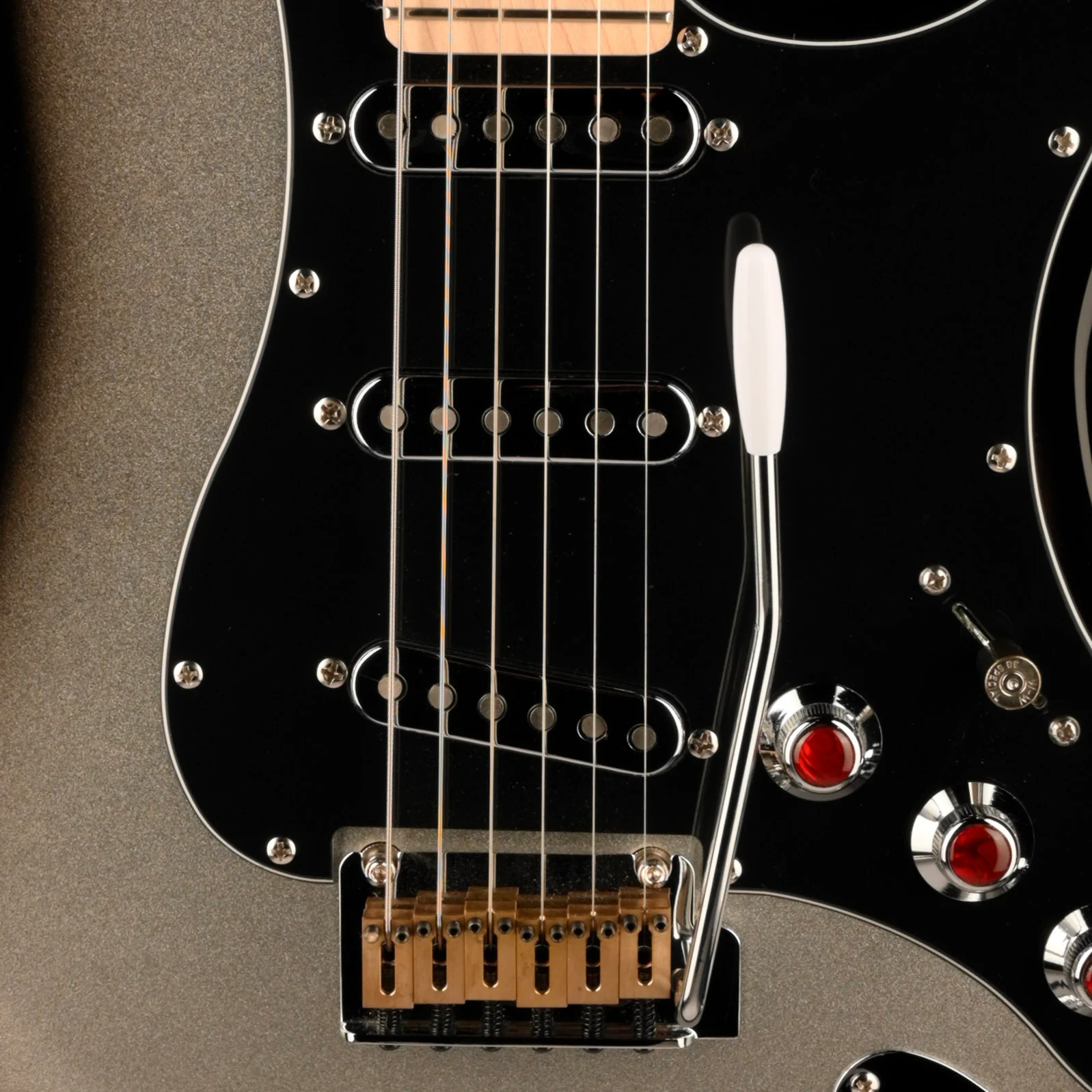 Pre Owned G&L Tribute Series Placentia Legacy Silverburst - Image 5