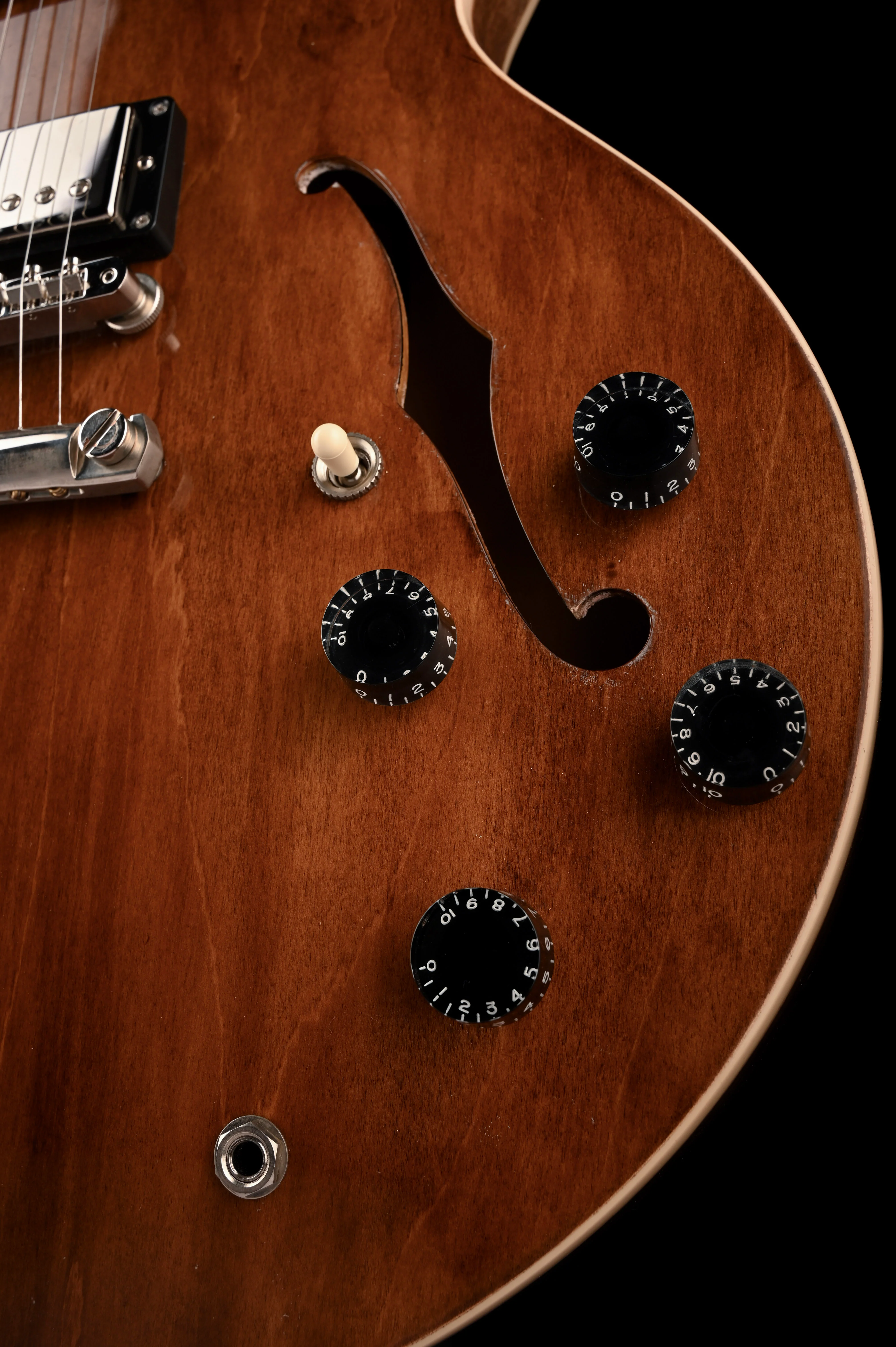 Pre Owned Gibson Custom Mod Collection ES-335 Barn Burner with OHSC - Image 8