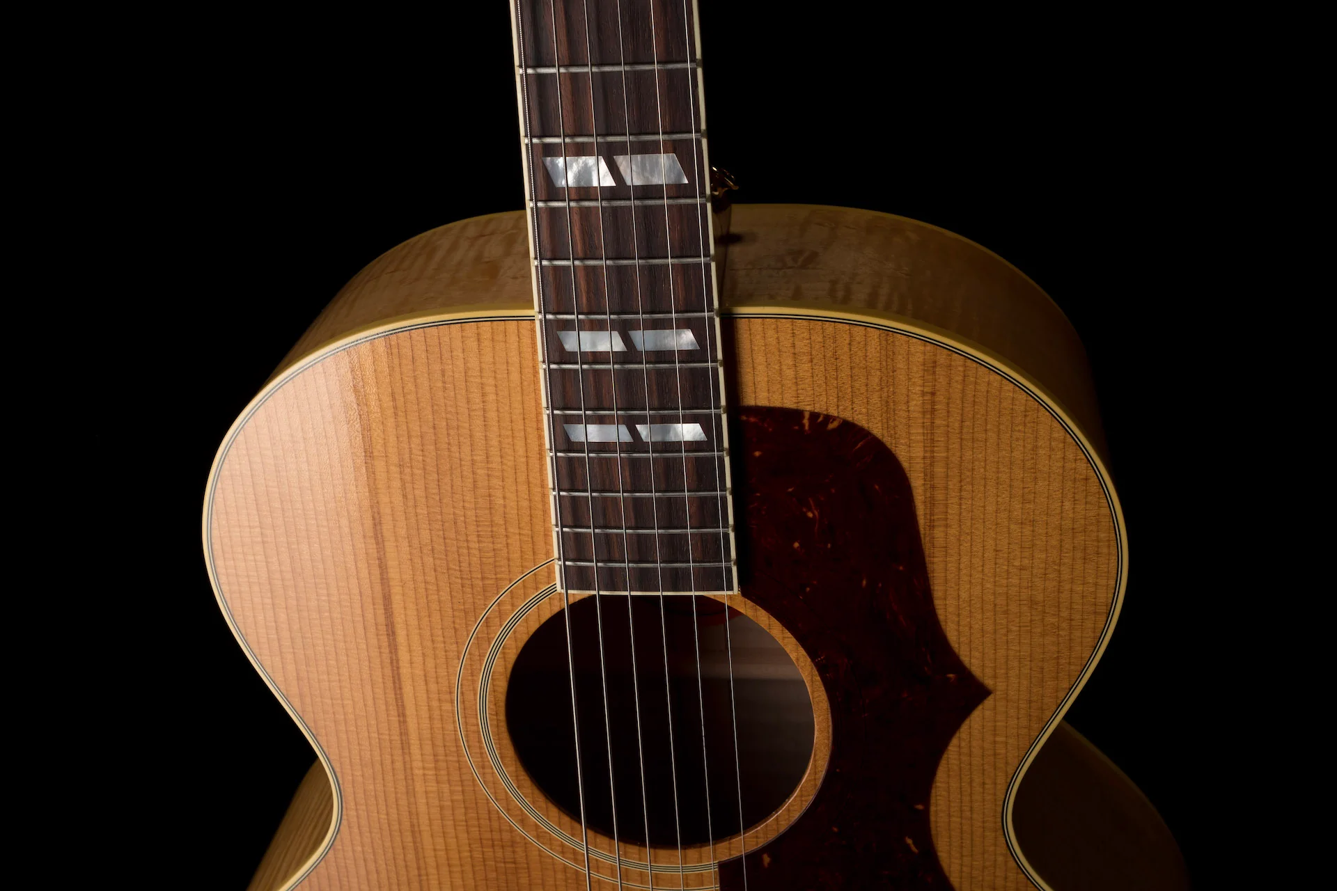Pre Owned 2021 Gibson Custom Shop 1952 J-185 Acoustic Natural with OHSC - Image 3