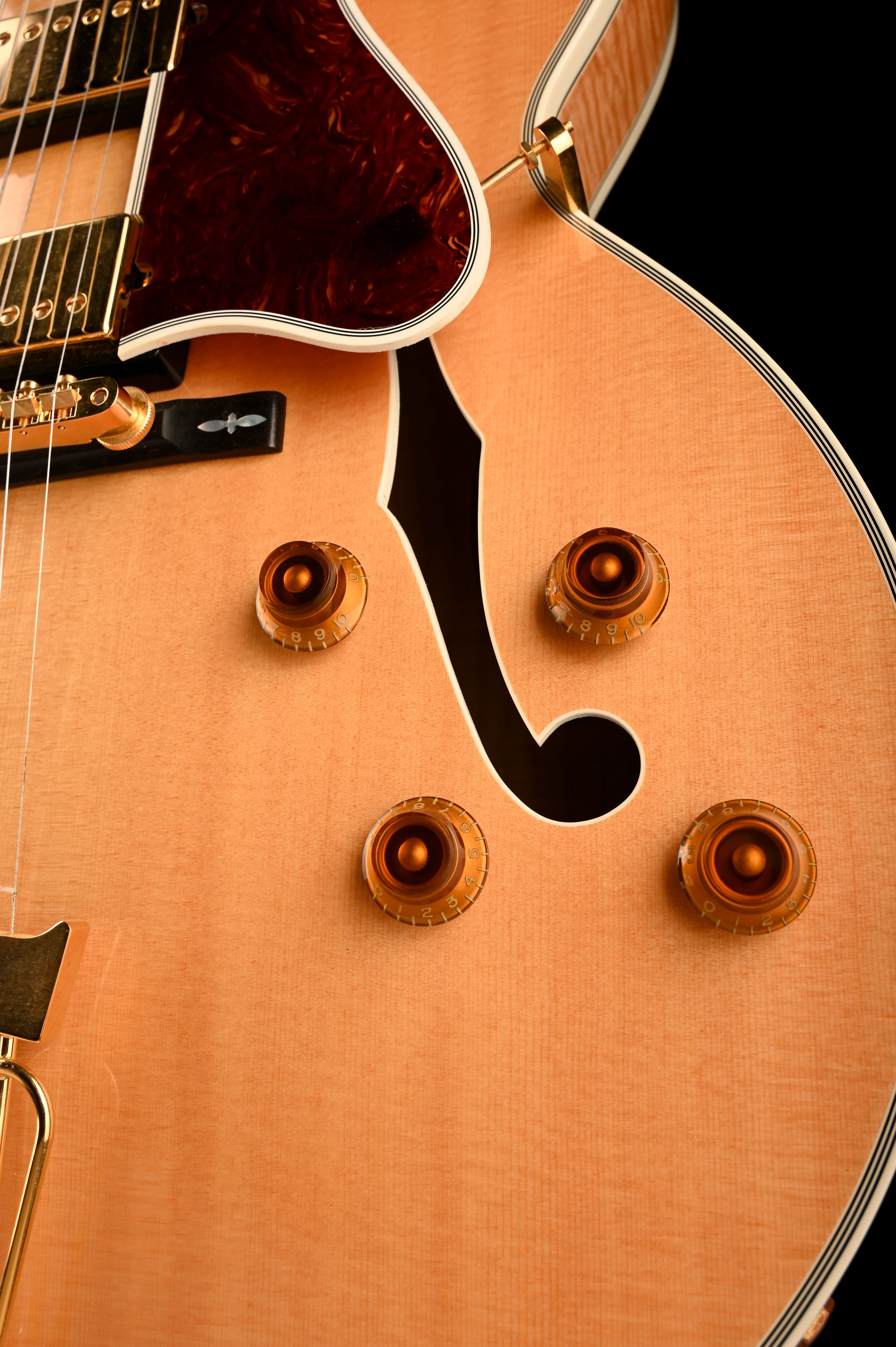 Pre Owned Gibson Custom Shop Byrdland Natural With OHSC - Image 8