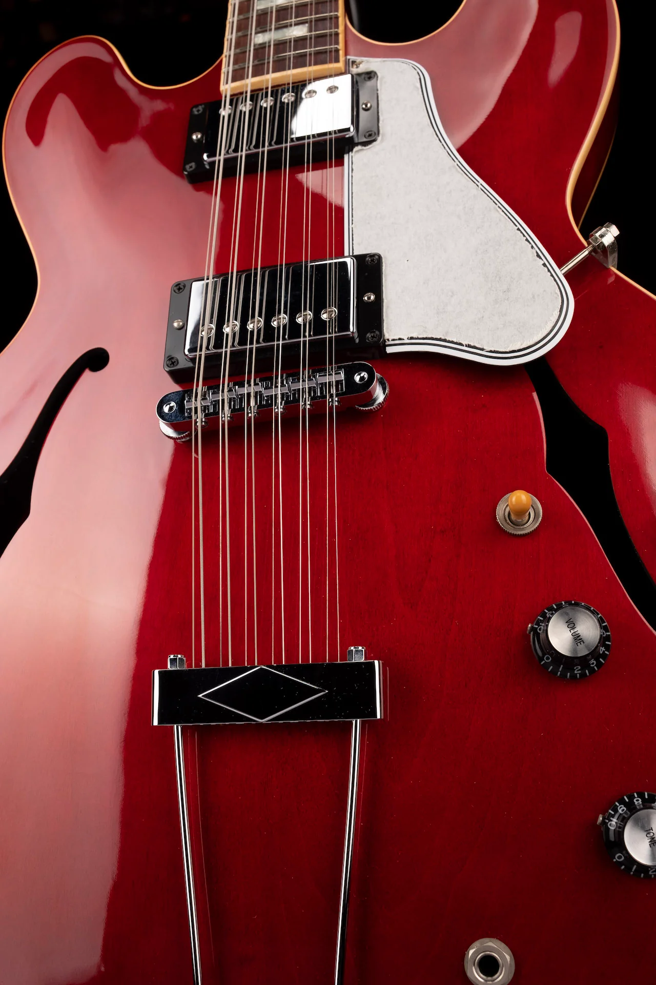 Pre Owned 2013 Gibson ES-335-12 Cherry 12-String with OHSC - Jeffrey Foskett Collection - Image 9