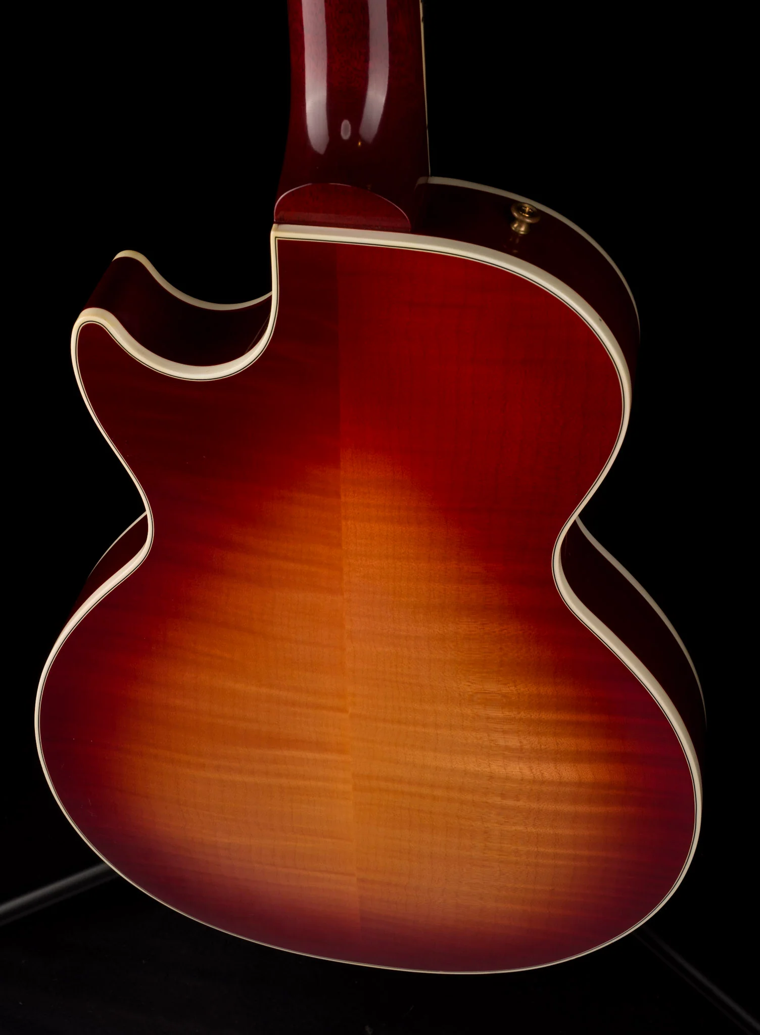 Pre Owned 2005 Gibson Les Paul Supreme Heritage Cherry Sunburst With OHSC - Image 12