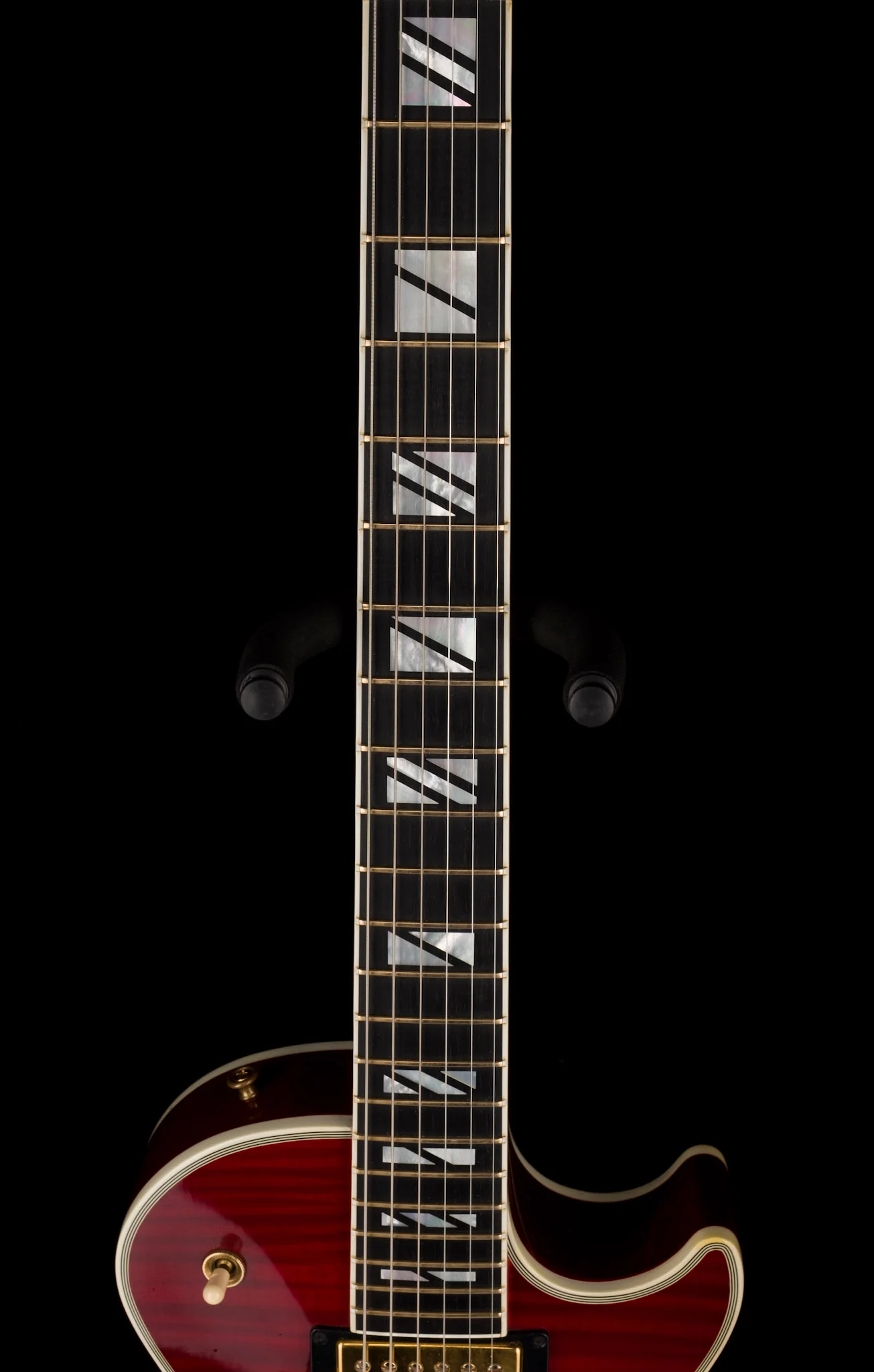 Pre Owned 2005 Gibson Les Paul Supreme Heritage Cherry Sunburst With OHSC - Image 3