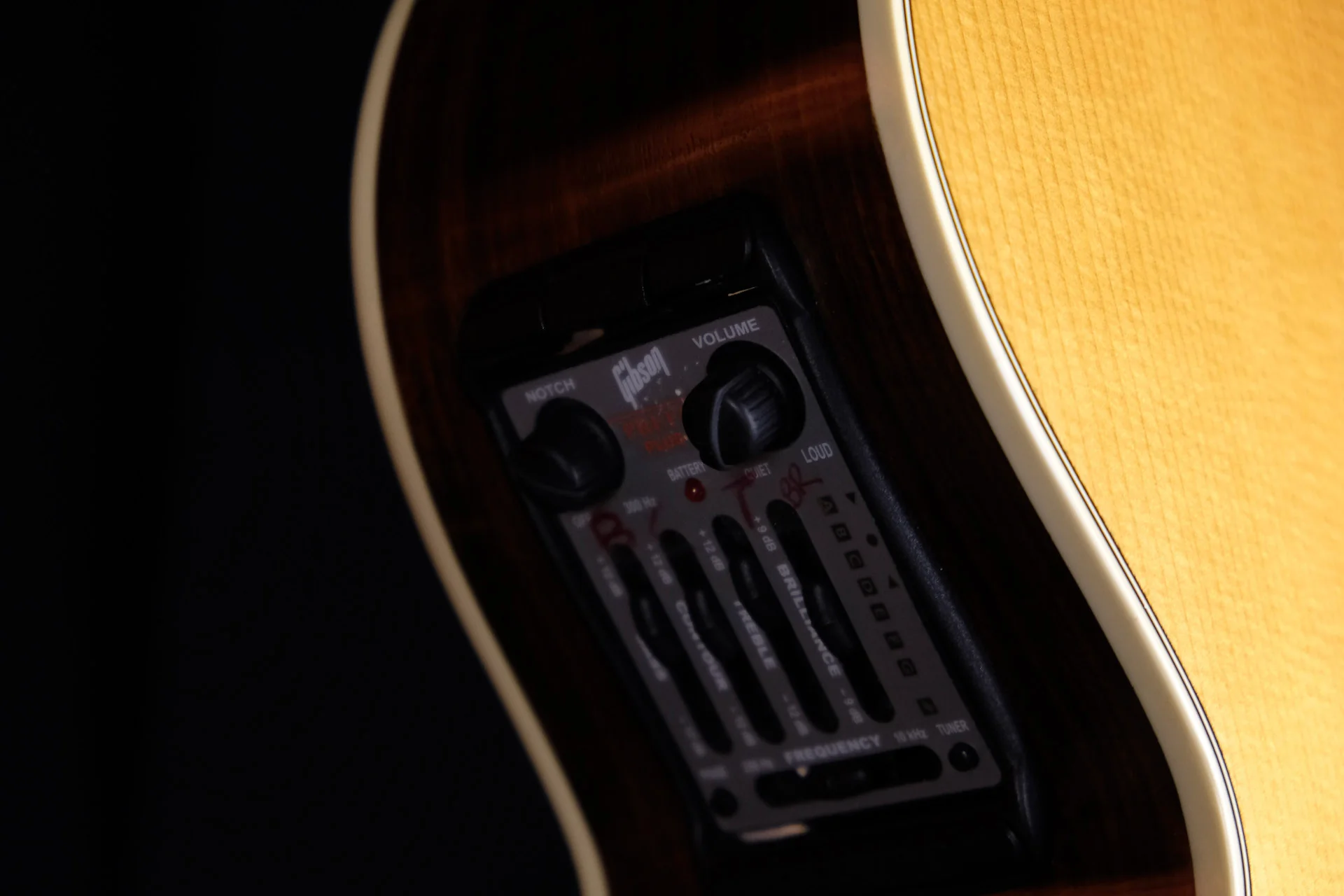Pre Owned '07 Gibson Montana J-185EC Rosewood Acoustic/Electric Guitar Sunburst w/ OHSC - Image 10