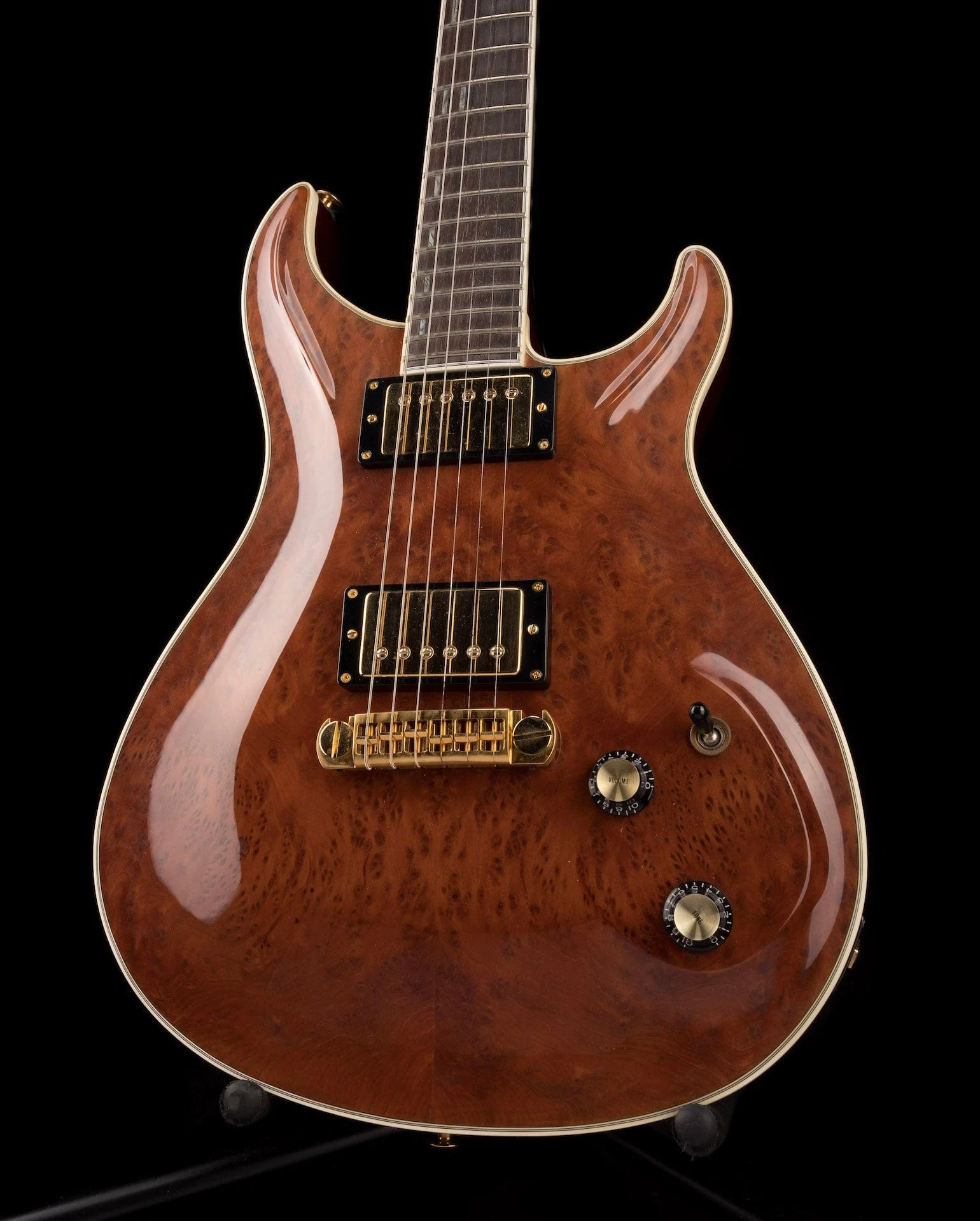 Pre-Owned 2006 Giffin Standard Hollowbody Redwood Burl Top with OHSC - Image 8