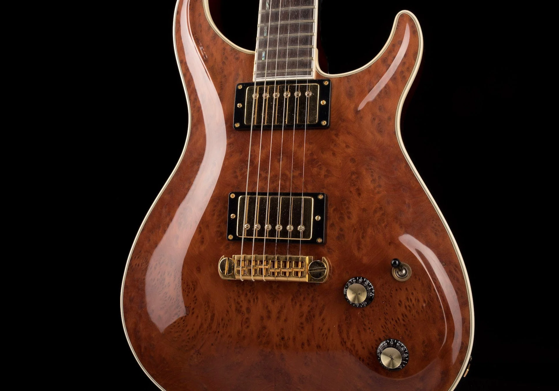 Pre-Owned 2006 Giffin Standard Hollowbody Redwood Burl Top with OHSC - Image 9