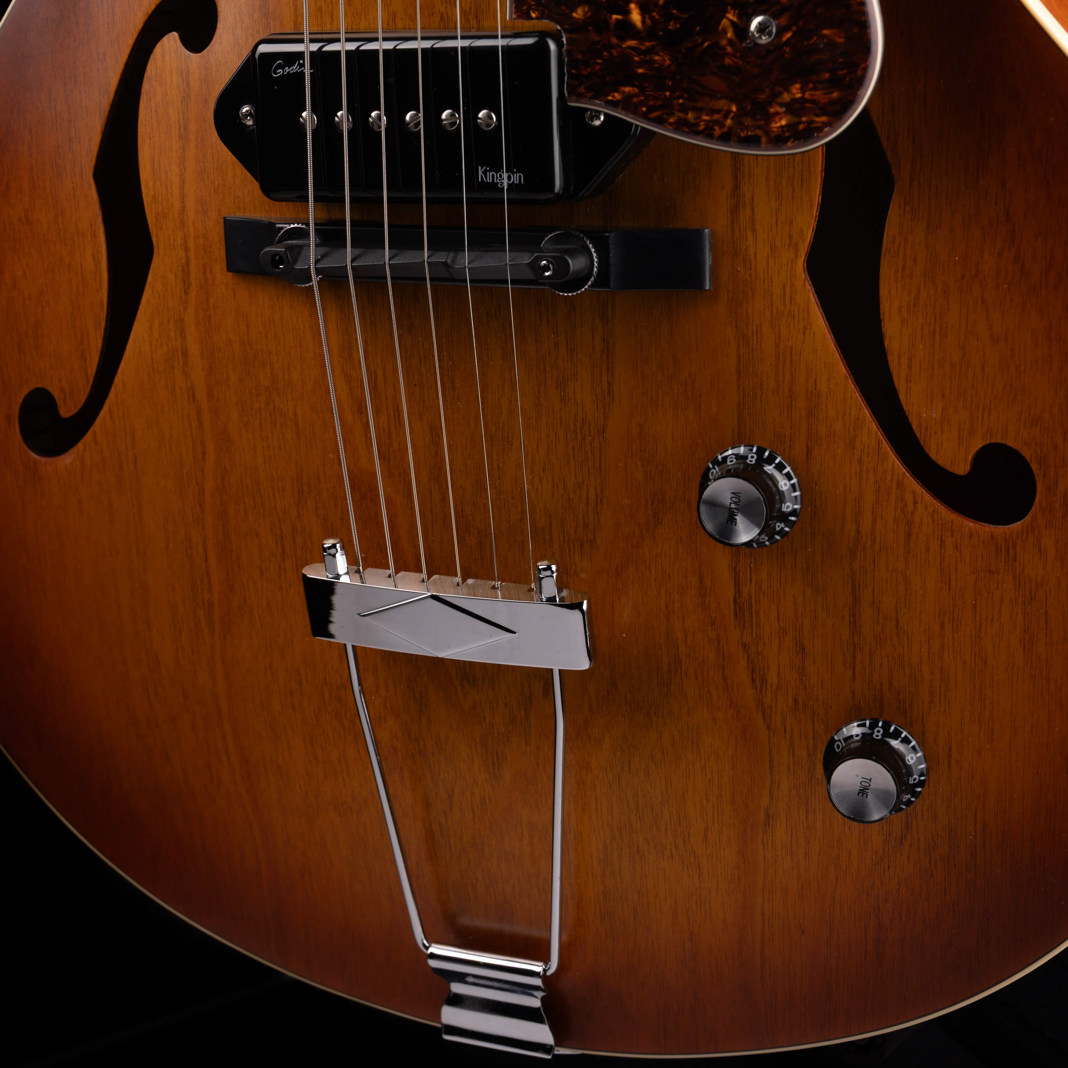 Pre-Owned Godin 5th Avenue CW Kingpin II Cognac Burst With OHSC - Image 4