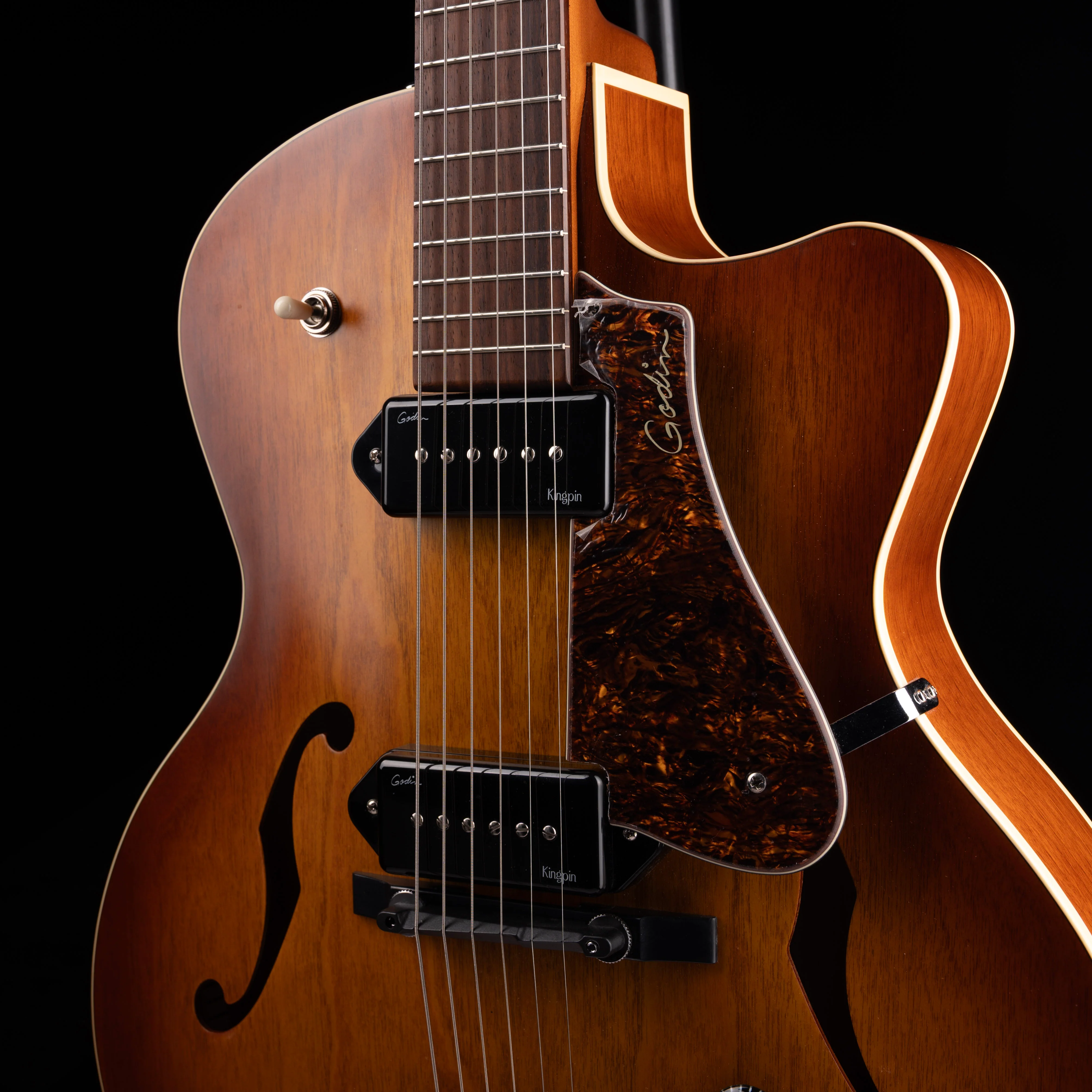 Pre-Owned Godin 5th Avenue CW Kingpin II Cognac Burst With OHSC - Image 5