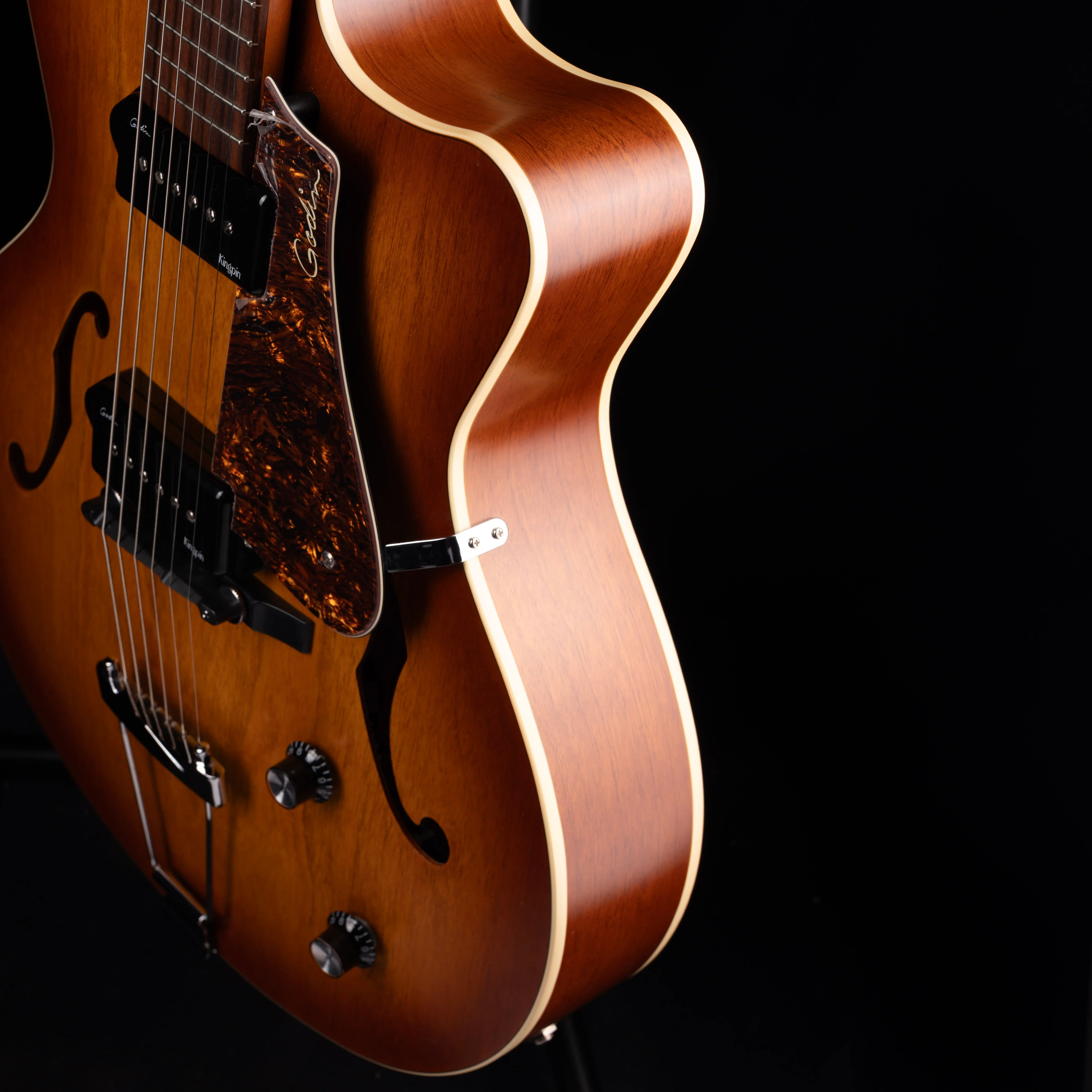 Pre-Owned Godin 5th Avenue CW Kingpin II Cognac Burst With OHSC - Image 6