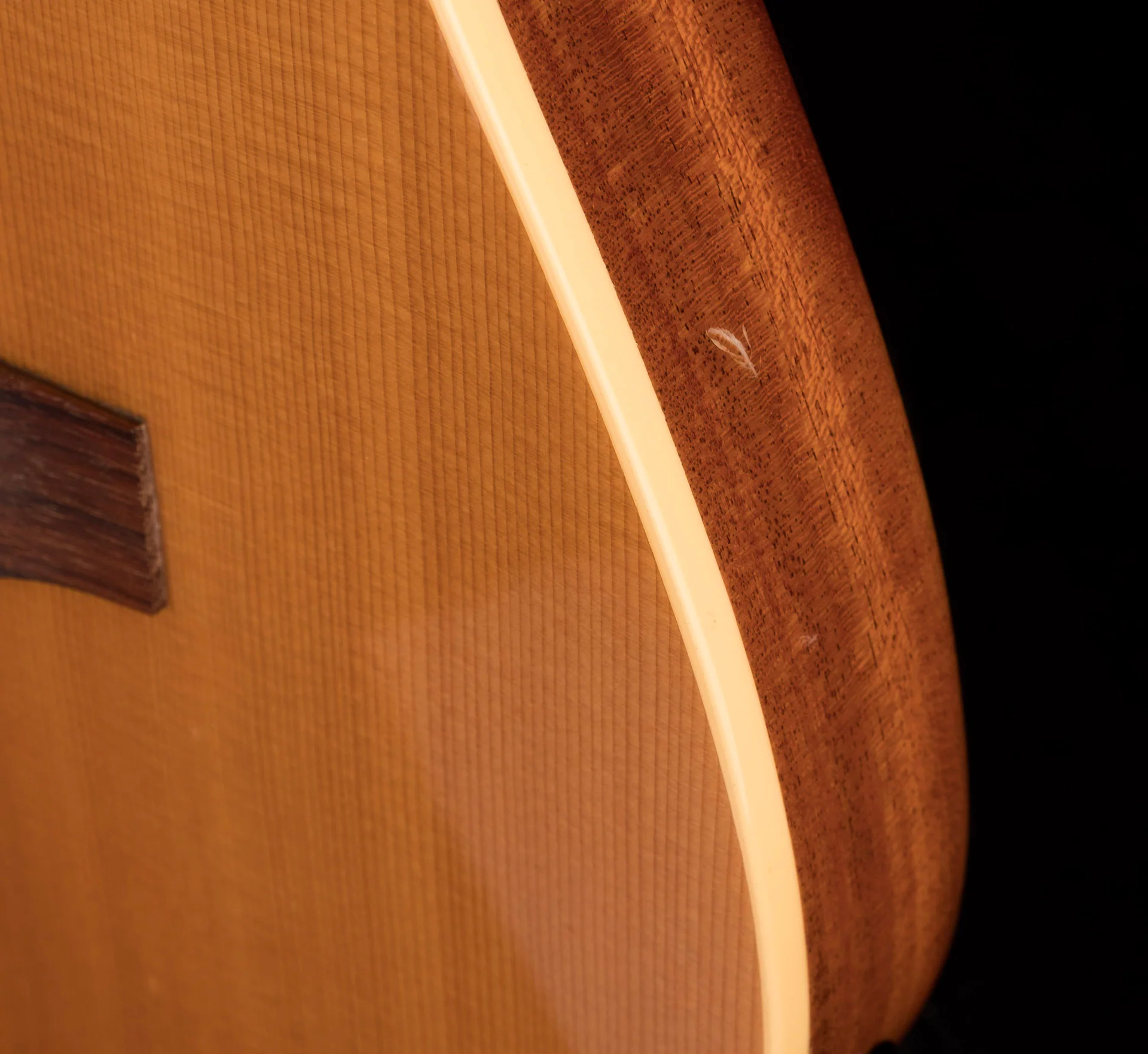 Pre Owned Godin Acoustasonic Natural With HSC - John Waite Collection - Image 10