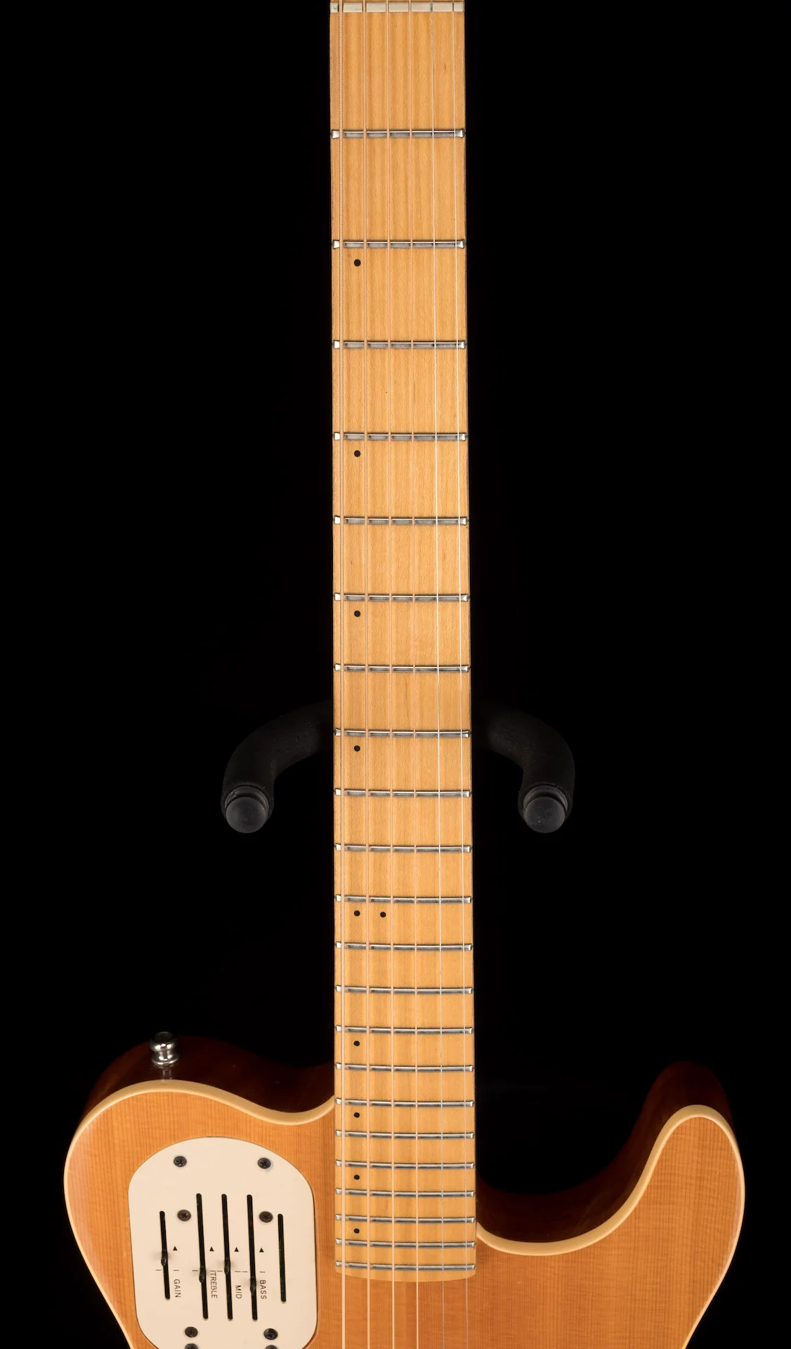 Pre Owned Godin Acoustasonic Natural With HSC - John Waite Collection - Image 11