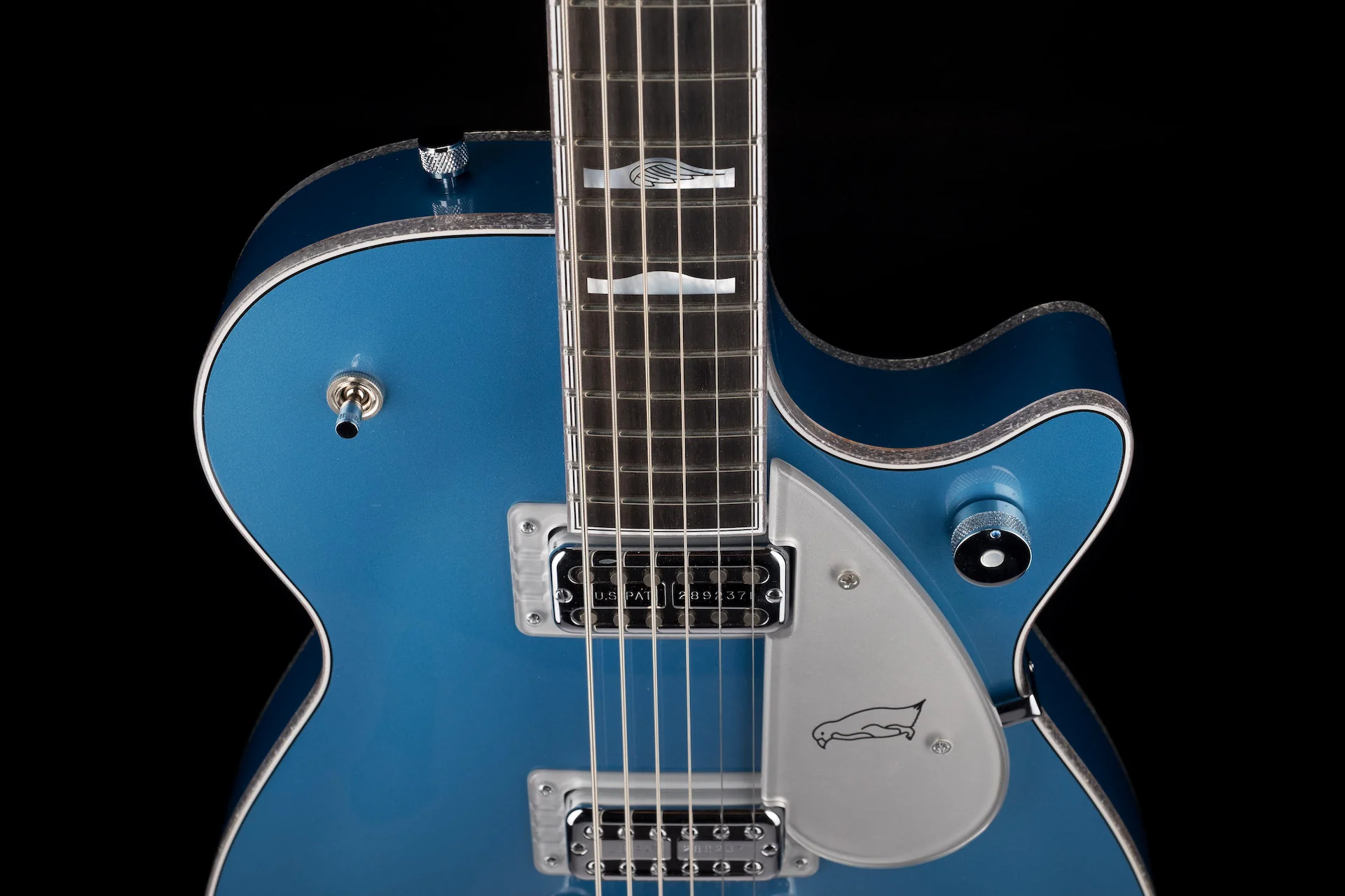 Pre Owned Gretsch Custom Shop Masterbuilt G6134CST Baritone Penguin NOS Lake Placid Blue With OHSC - Image 3