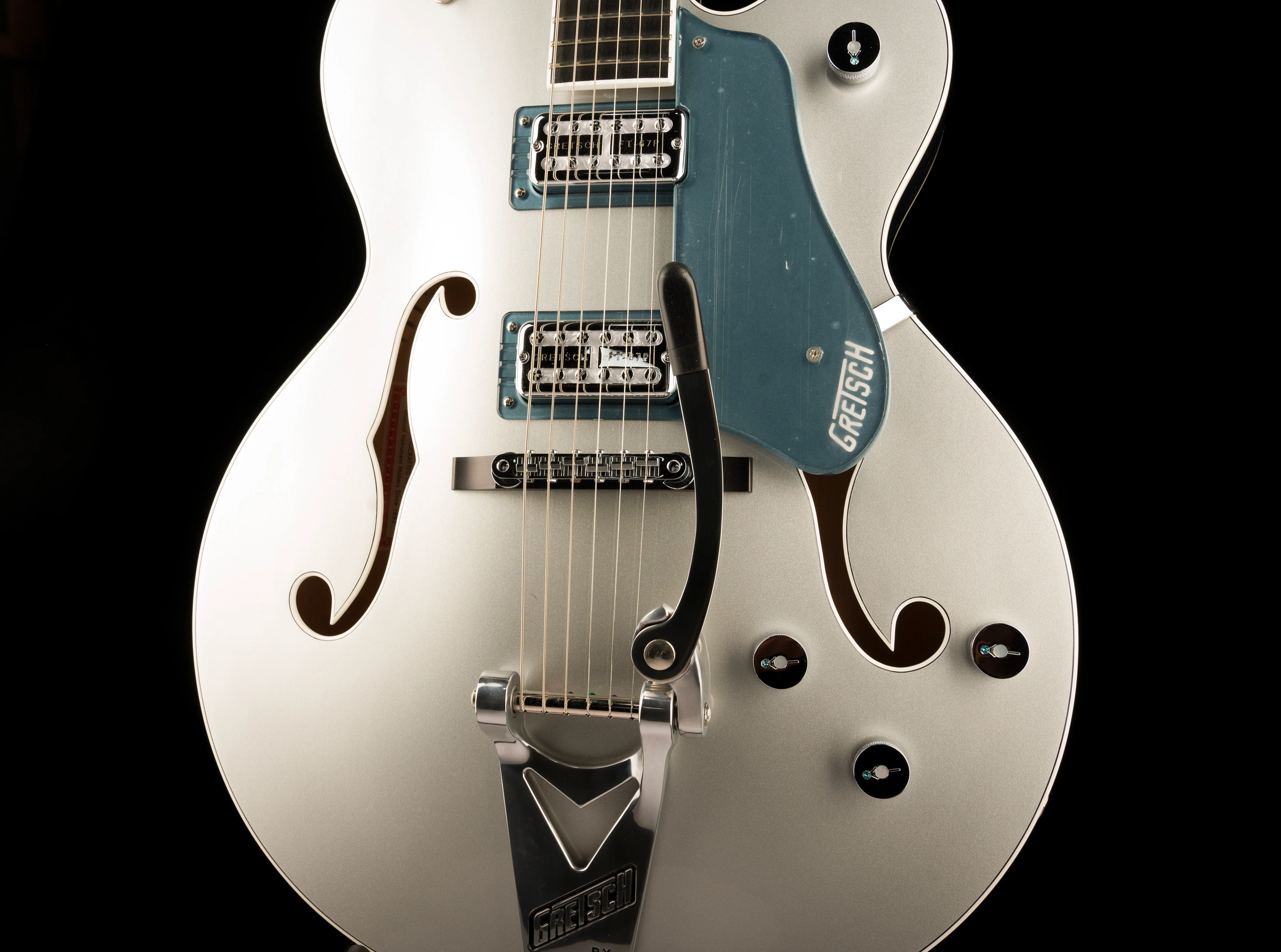 Pre Owned Gretsch G6118T-140 LTD 140th Double Platinum Anniversary Two-Tone Pure Platinum/Stone Platinum With OHSC - Image 6
