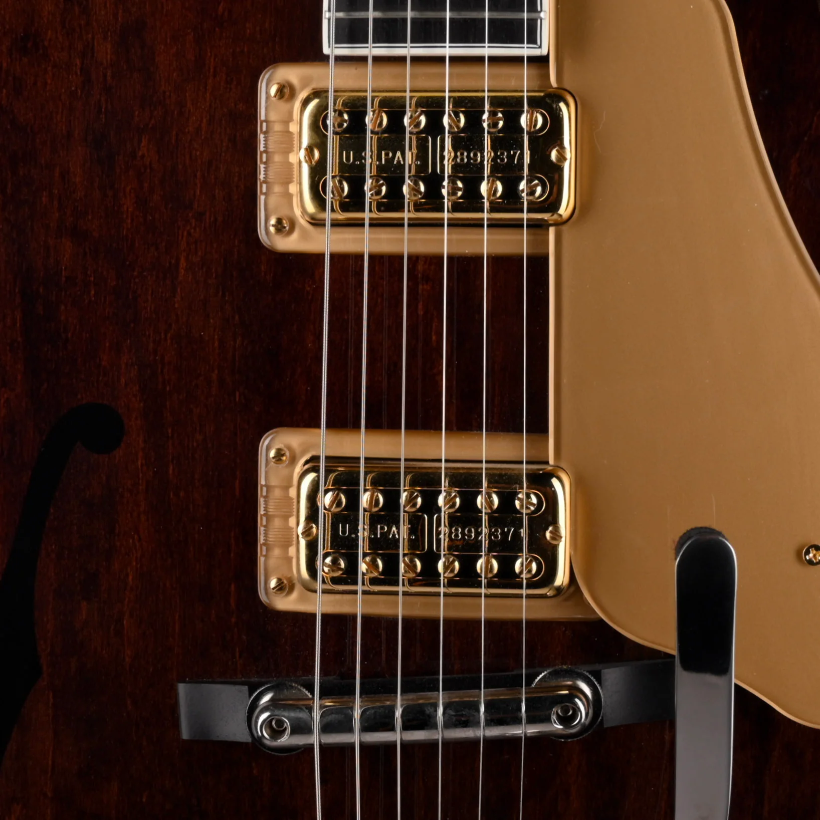 Pre Owned Gretsch G6122-1958 Country Classic Walnut Stain Hollow-Body Electric Guitar With OHSC - Image 4