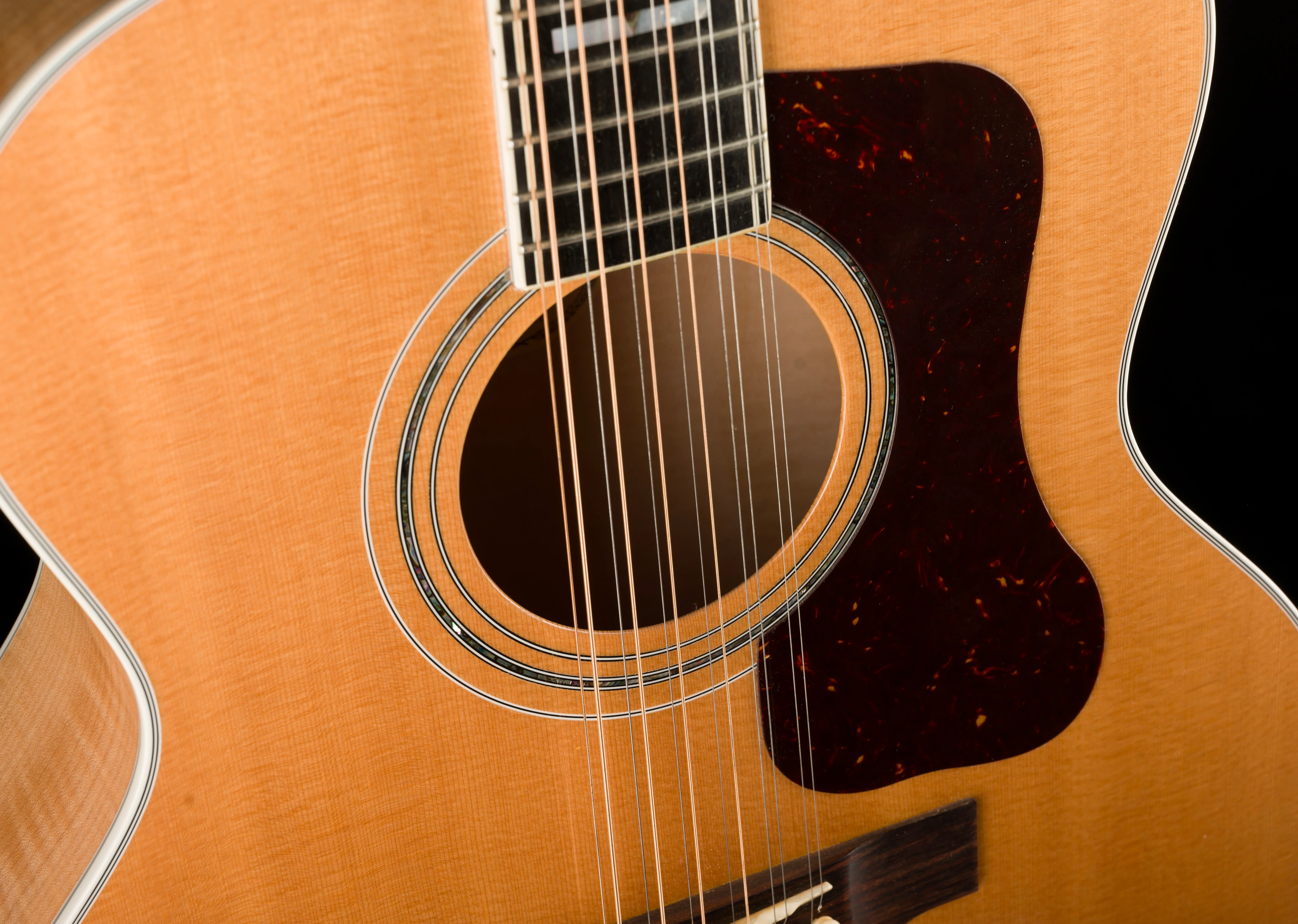 Pre Owned Guild F-512 Maple Blonde 12-String Acoustic Electric Guitar With OHSC - Image 7
