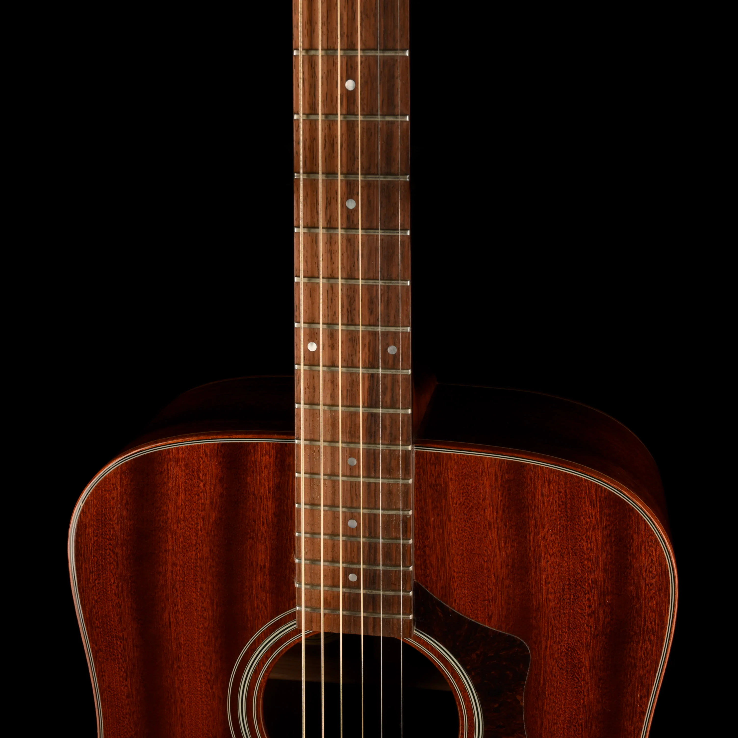 Pre Owned Guild GAD-25 Natural Mahogany Acoustic With HSC - Image 3