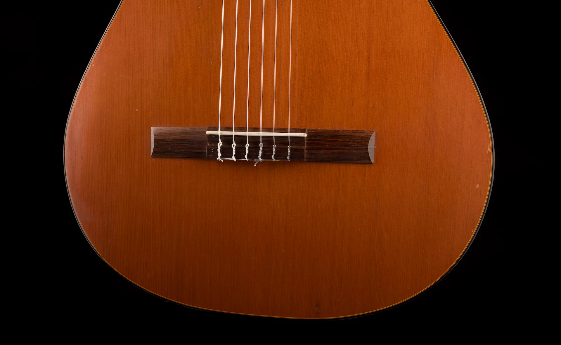 Pre Owned Guild Mark II Nylon Acoustic Guitar With HSC - Image 5