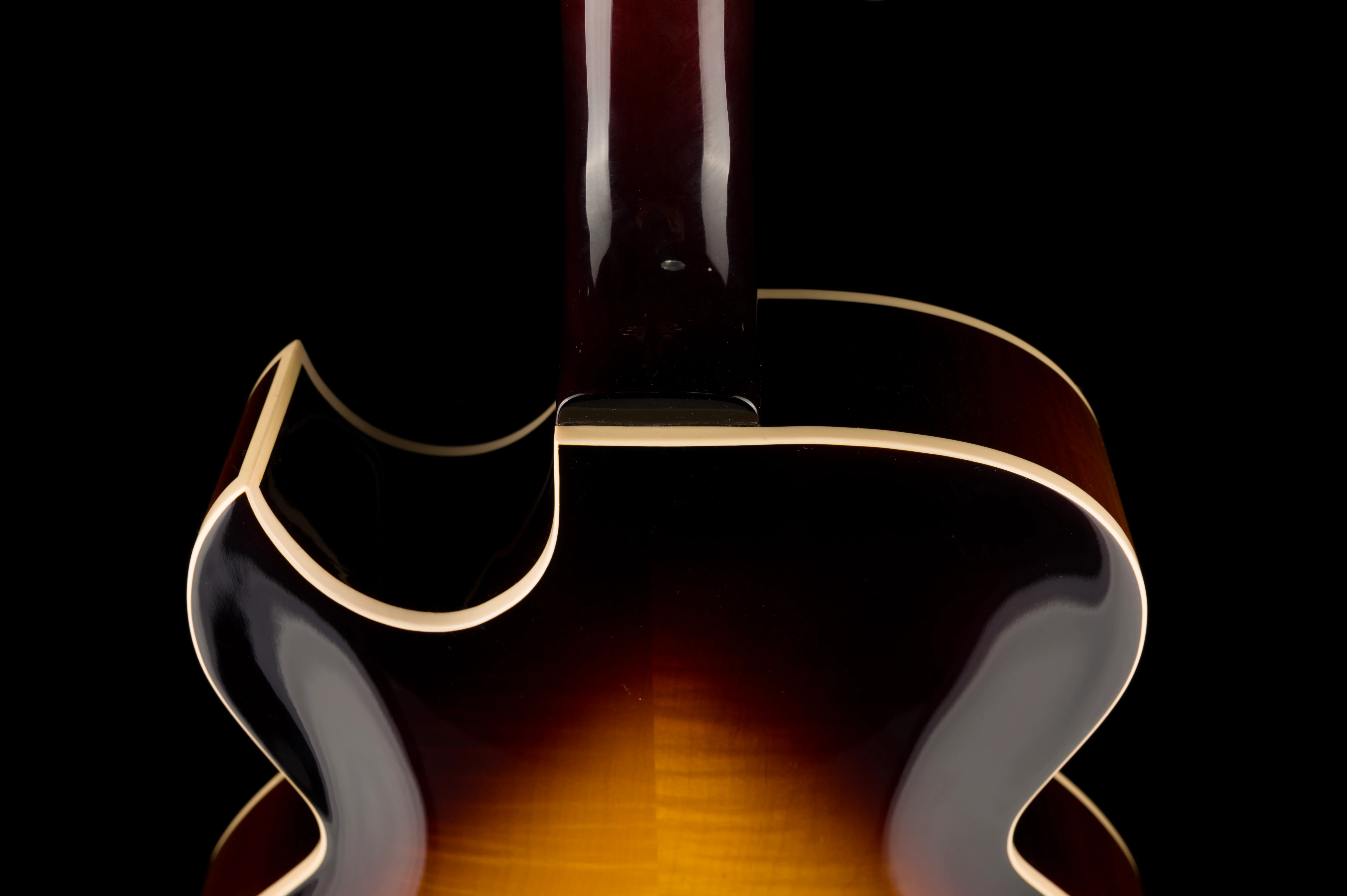 Pre Owned Heritage H-575 Vintage Sunburst Electric Guitar With OHSC - Image 14