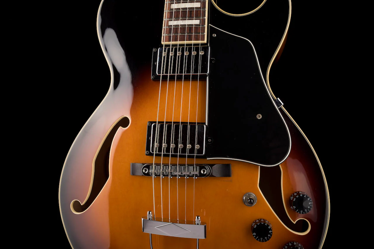 Pre Owned Ibanez Artcore AG75 Hollowbody Brown Sunburst With Case - Image 6