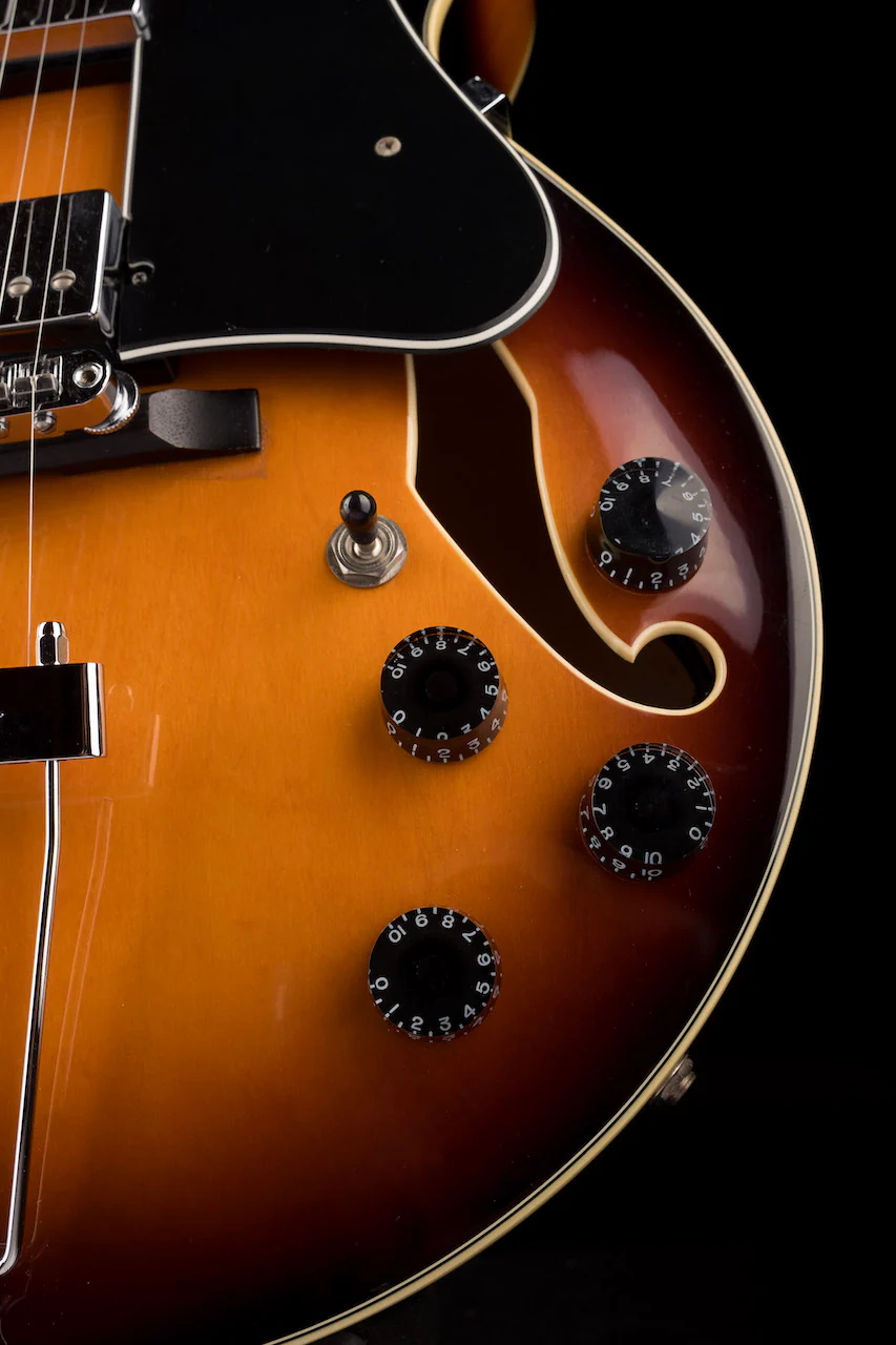 Pre Owned Ibanez Artcore AG75 Hollowbody Brown Sunburst With Case - Image 8