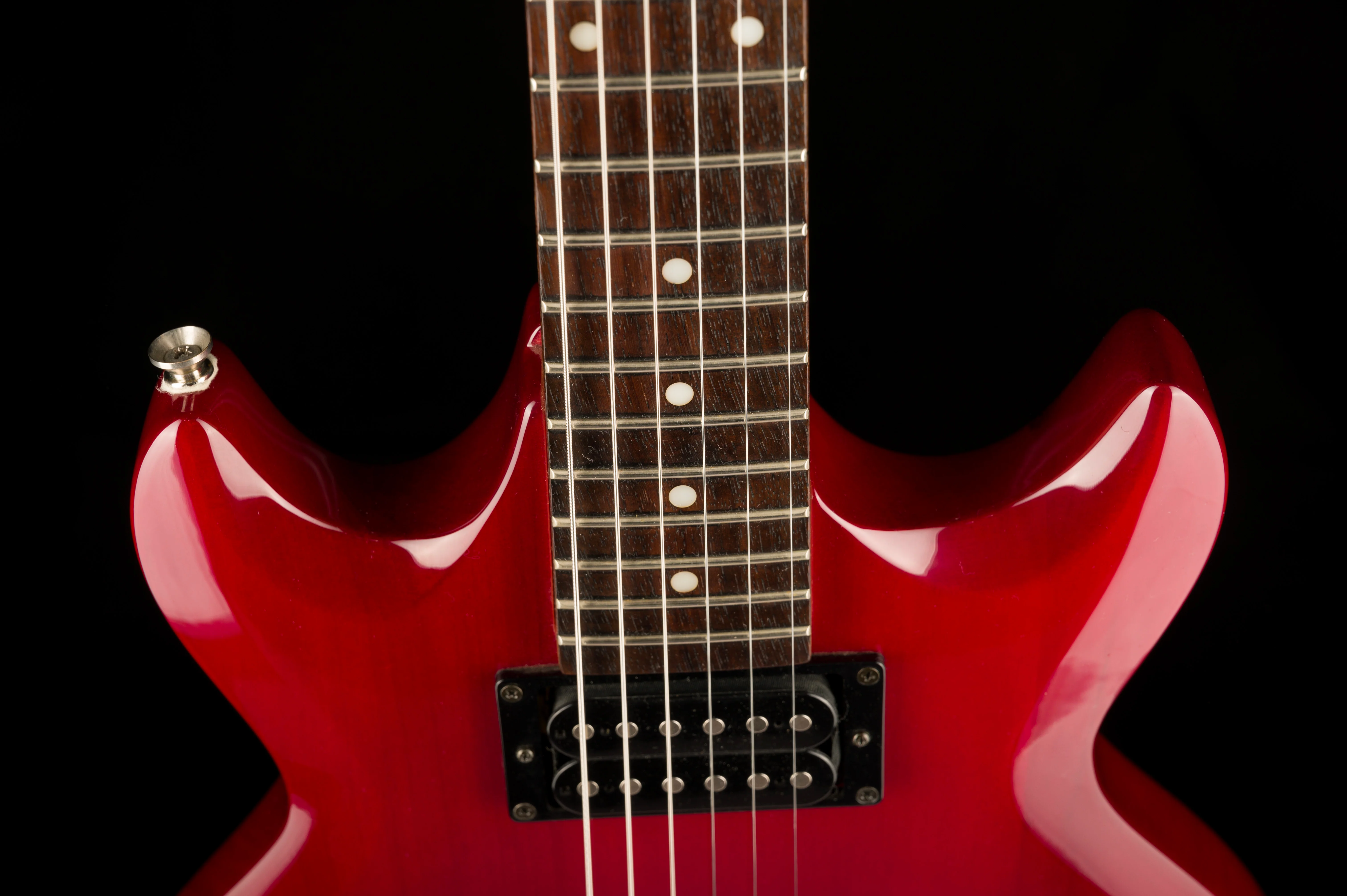 Pre Owned Ibanez GAX70 Transparent Red Electric Guitar With Gig Bag - Image 3