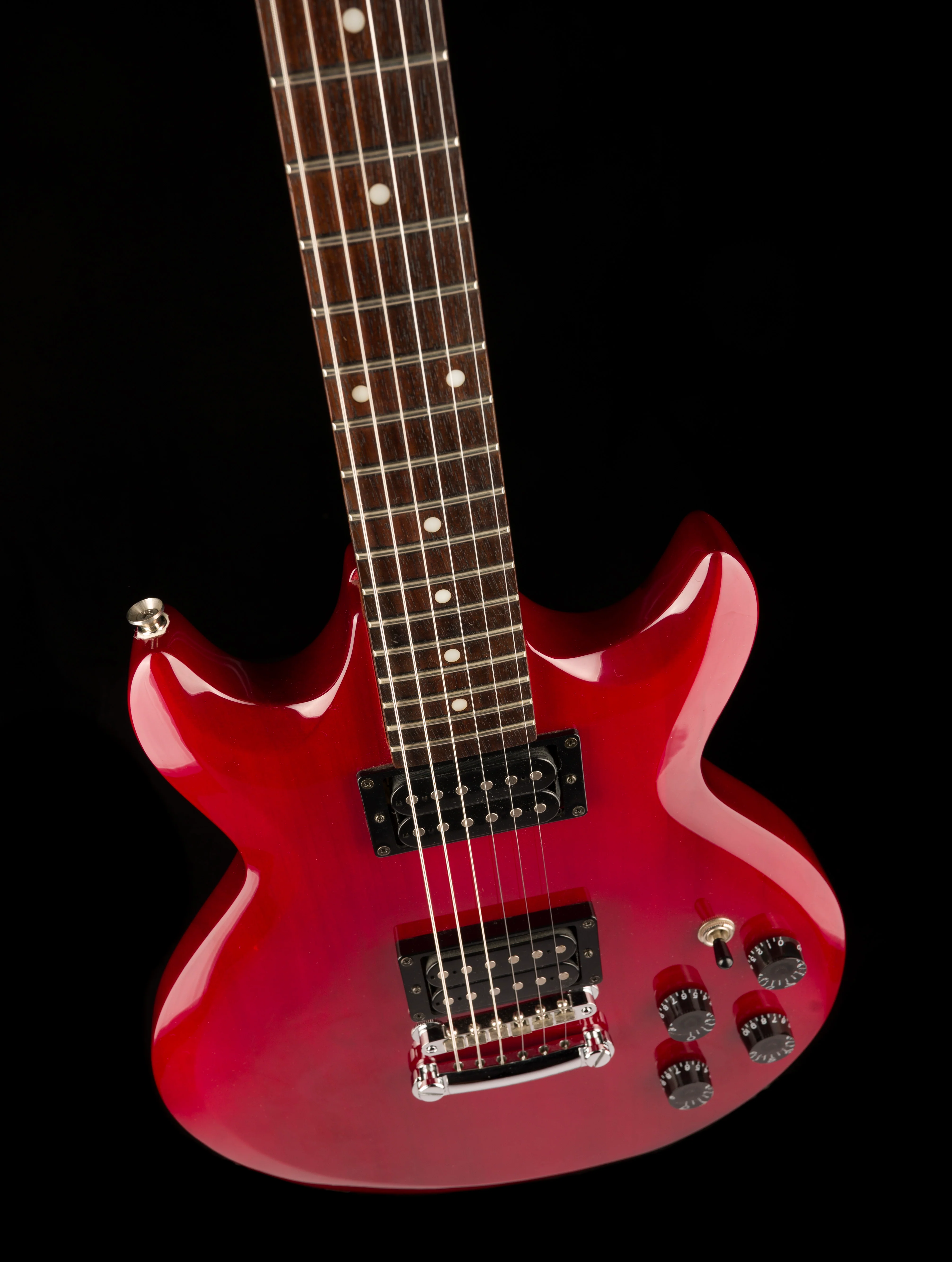 Pre Owned Ibanez GAX70 Transparent Red Electric Guitar With Gig Bag - Image 4