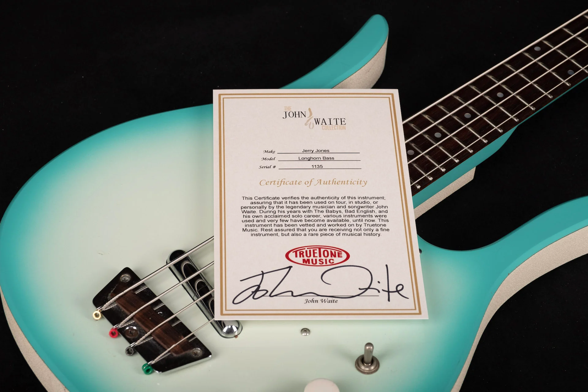 Pre Owned Jerry Jones Longhorn Bass IV Blue Burst - John Waite Collection - Image 18