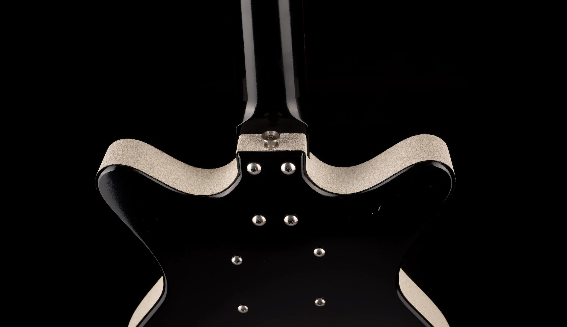 Pre Owned Jerry Jones Shorthorn Doublecut Black Electric Guitar With HSC - Image 15