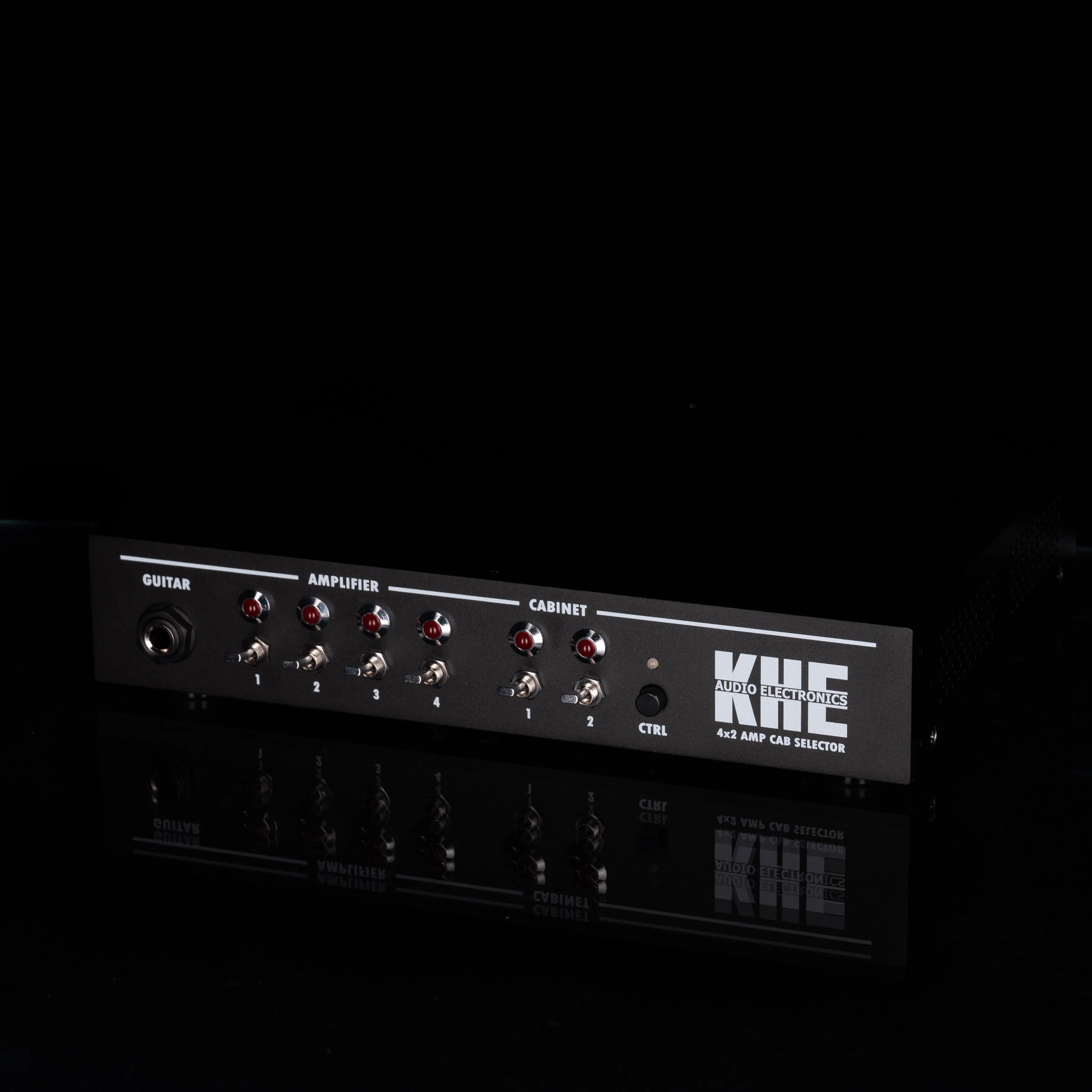 Pre Owned KHE Audio Electronics ACS 4x2 MK-II Amplifier Cabinet Selector