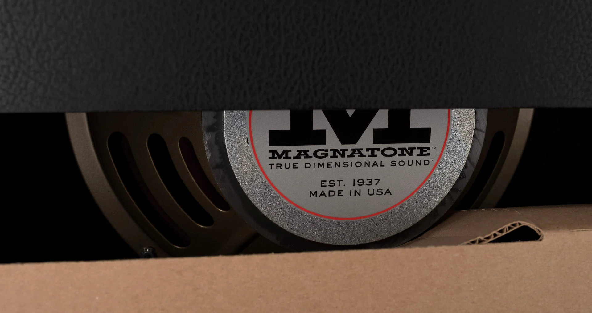 Pre Owned Magnatone Special Edition Twilighter 1x12 Black Master Series Style Guitar Amp Combo - Image 12