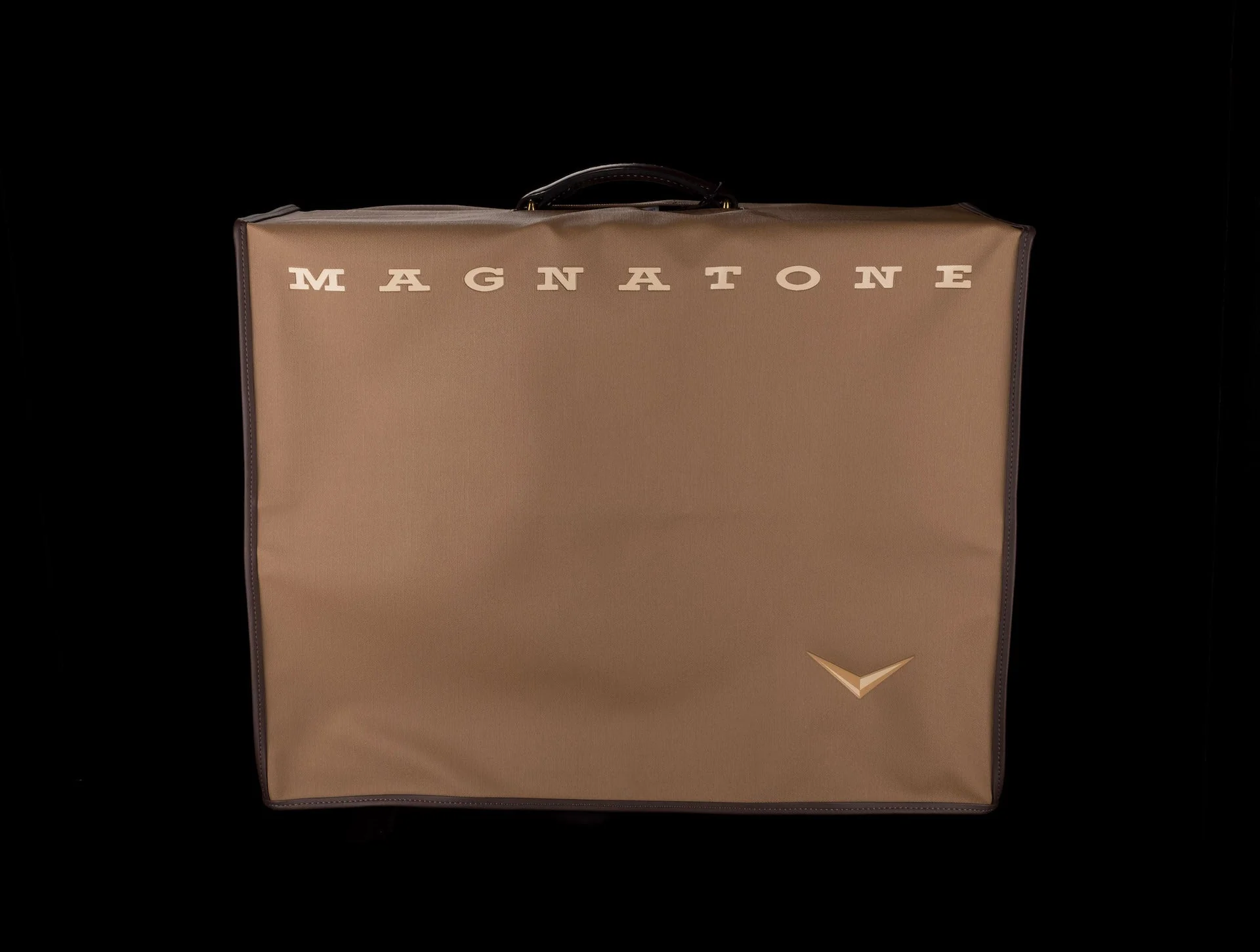 Pre Owned Magnatone Special Edition Twilighter 1x12 Black Master Series Style Guitar Amp Combo - Image 13